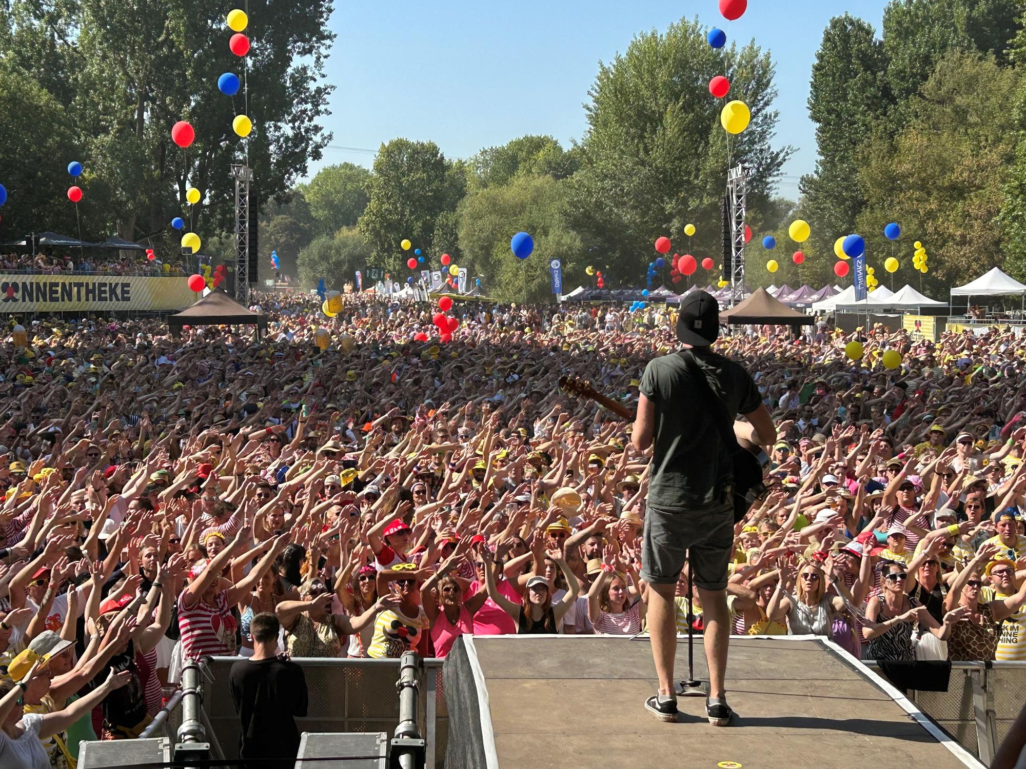 Miljö beim Auftritt bei „Jeck im Sunnesching“.