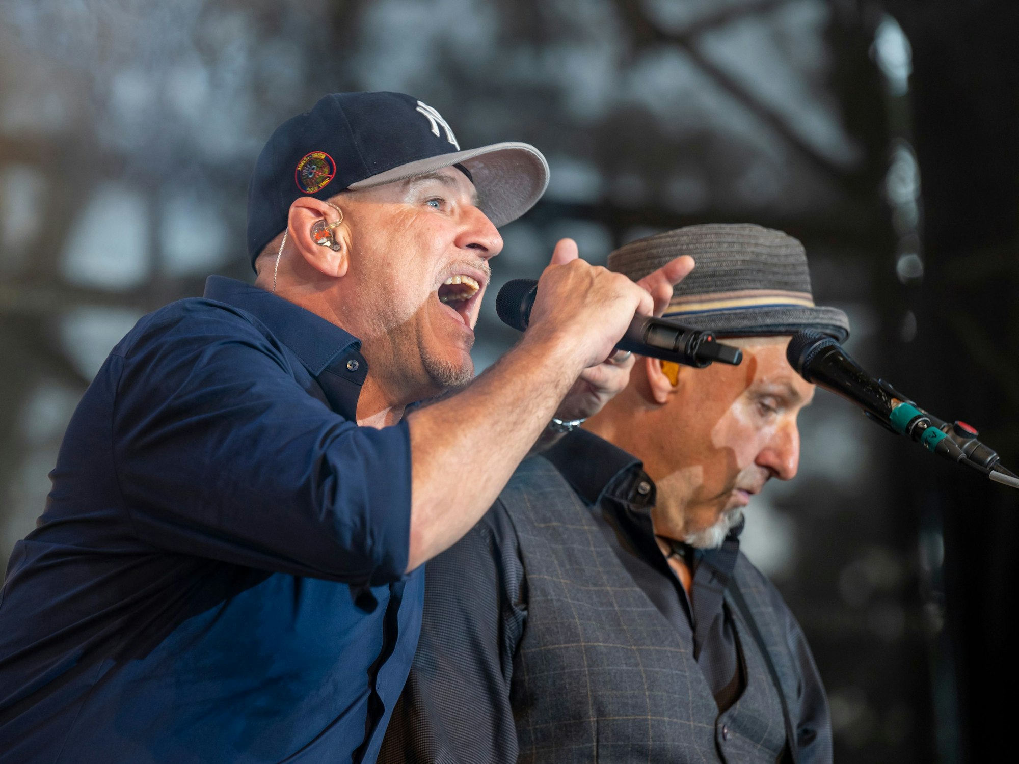 Kai und Thorsten Wingenfelder auf der Bühne.