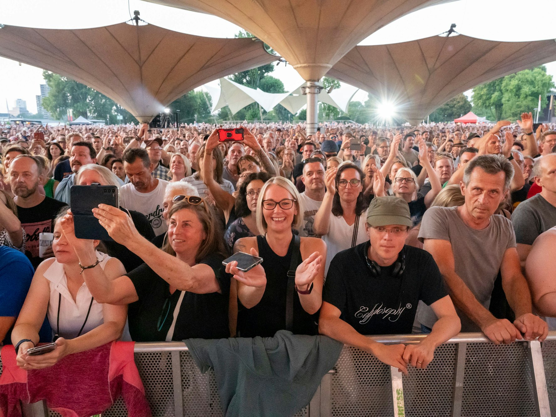 Fury in the Slaughterhouse gaben ein Konzert im Tanzbrunnen.