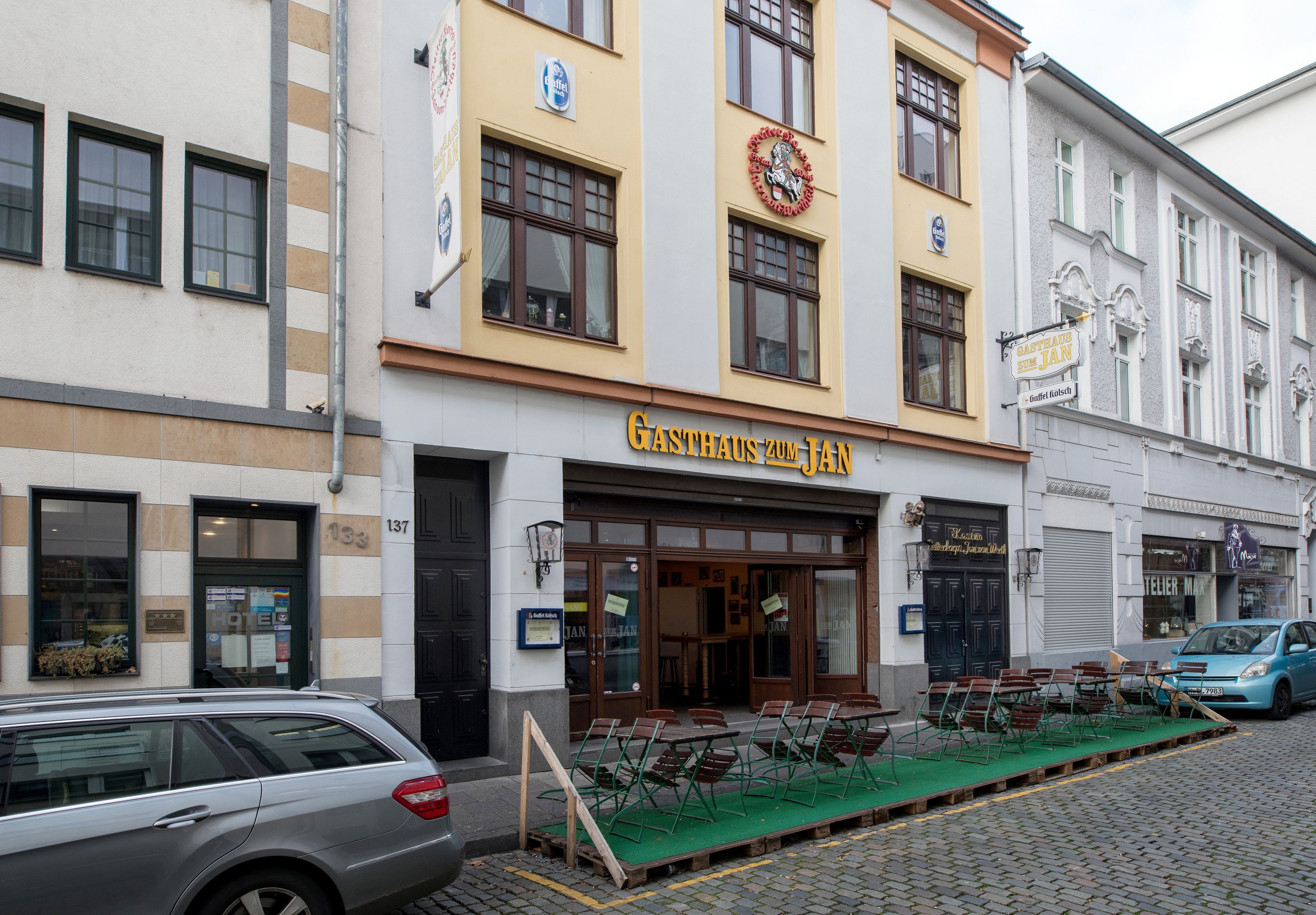 Das Traditionslokal Gasthaus Zum Jan auf der Tieboldsgasse in der Kölner Innenstadt (Archivbild)