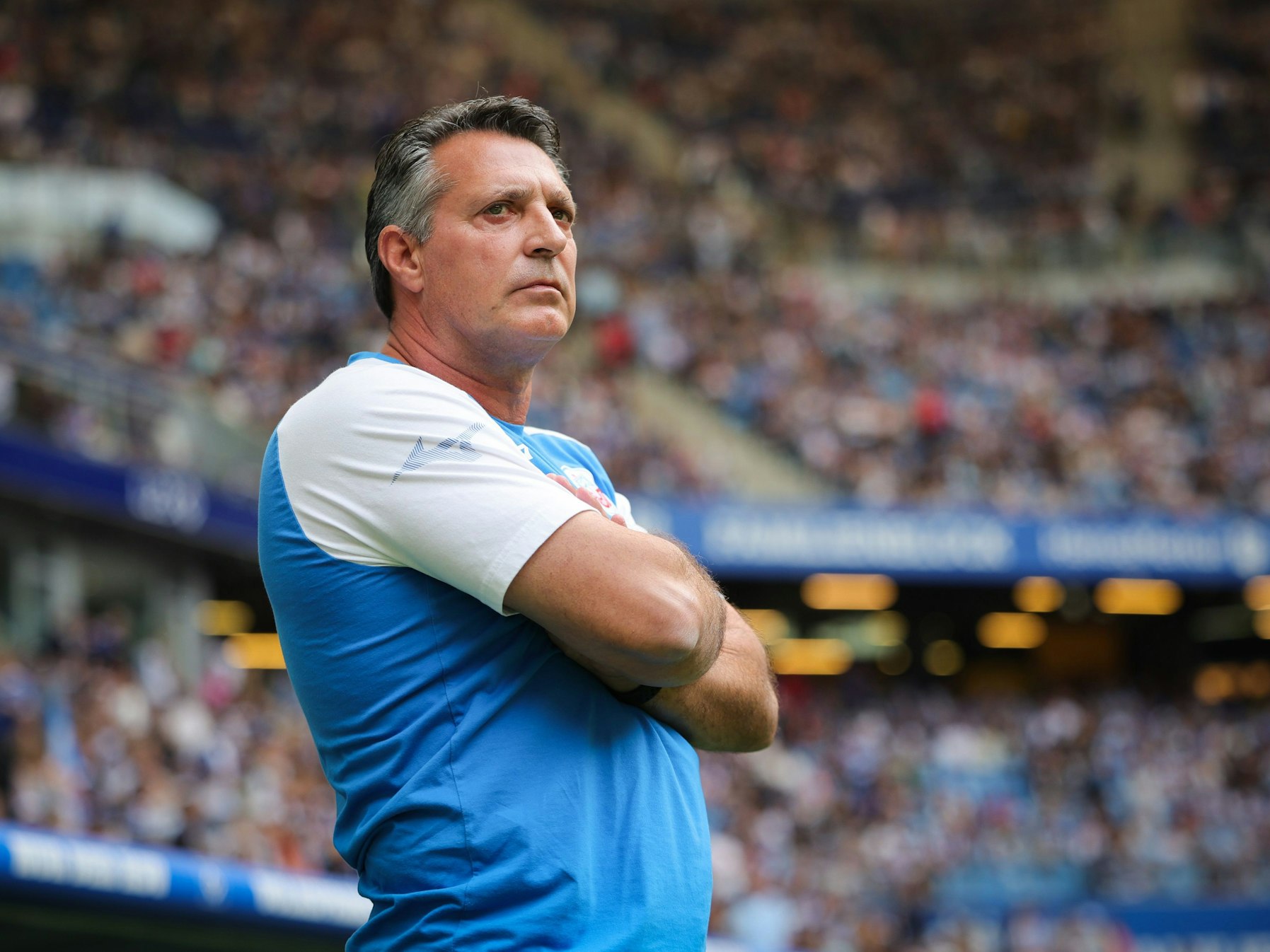 Rostocks Trainer Alois Schwartz vor dem Spiel.