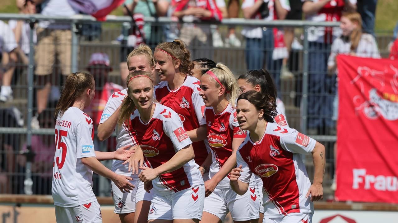 Die Frauen des 1. FC Köln am 28. Mai 2023 beim Heimspiel gegen die SGS Essen.