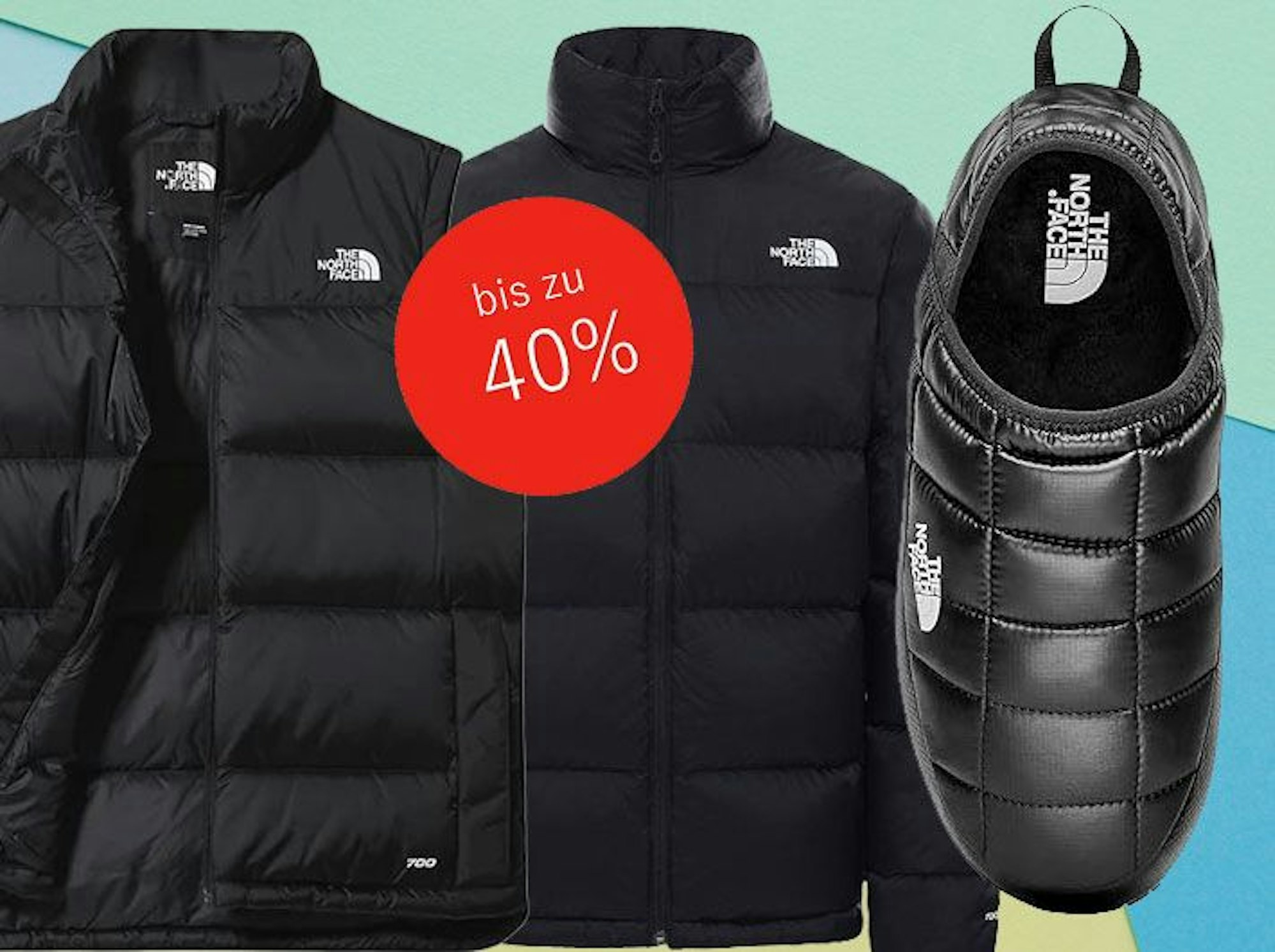 Auf dem Bild ist eine Weste, eine Jacke und Halbschuhe von The North Face zu sehen.
