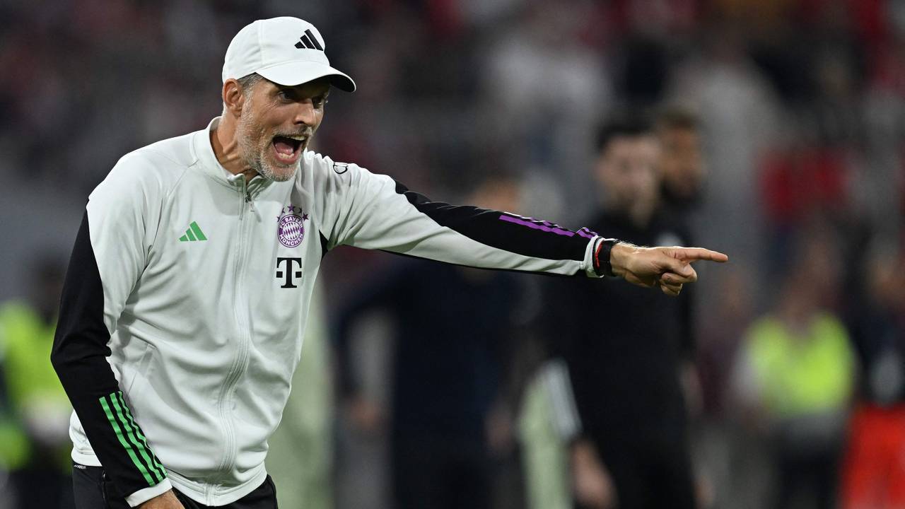 Thomas Tuchel gibt lautstark Anweisungen.