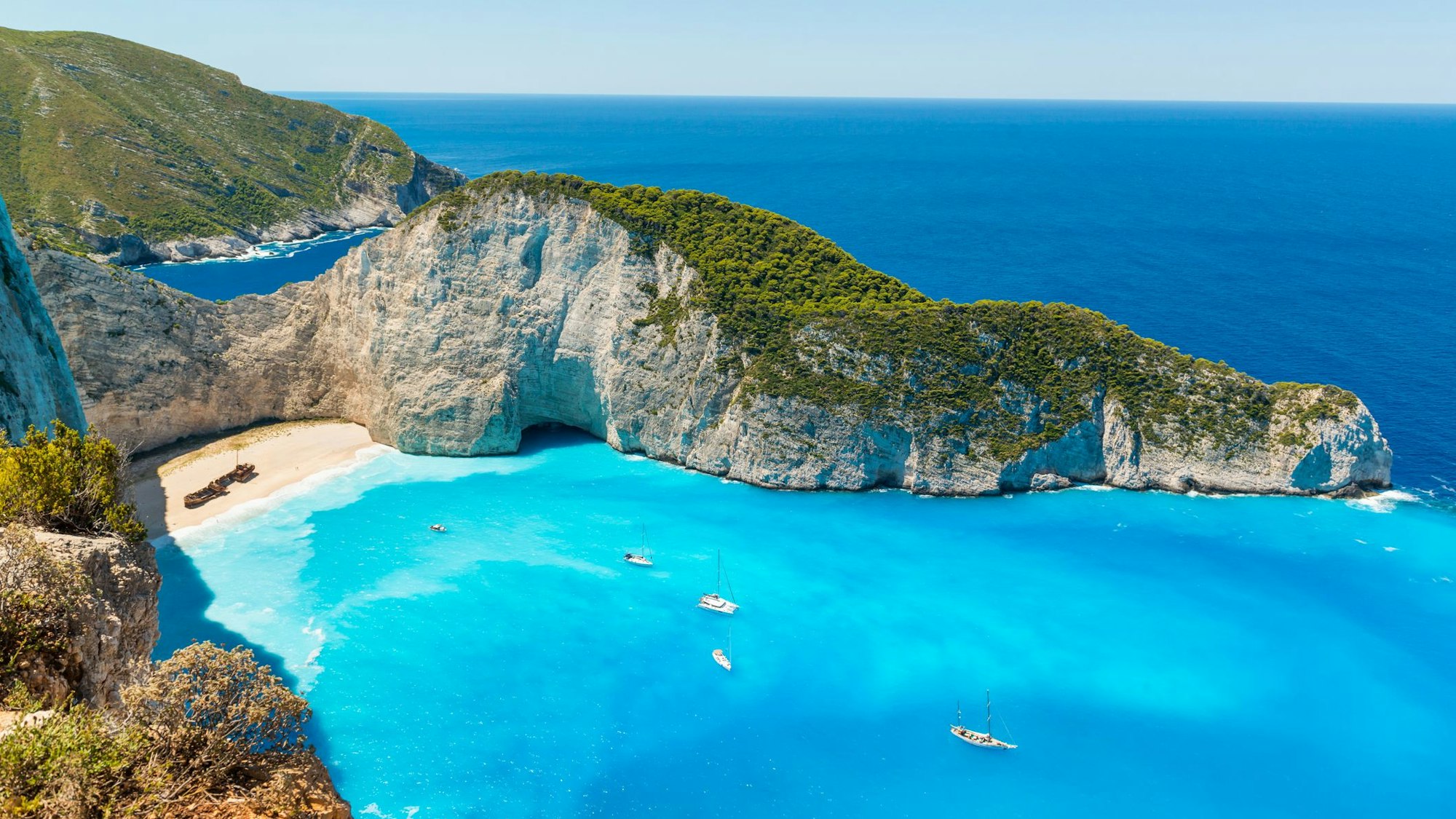 Blick auf Navagio Beach, Zakynthos, Griechenland.