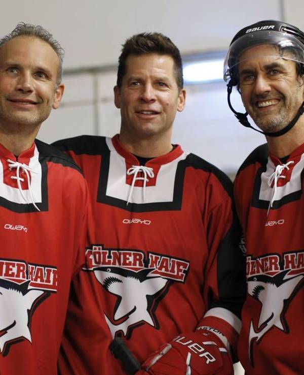 Mirko Lüdemann, Bernie Thelen, Mirko Lüdemann und Dave McLlwain beim Eishockey-Abschiedsspiel von Mirko Lüdemann.