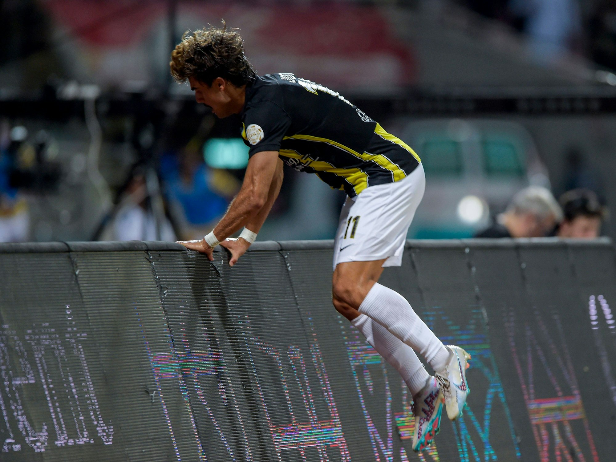 Jota jubelt im Trikot von Al-Ittihad.