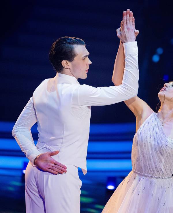 Timon Krause, Mentalist, und Ekaterina Leonova, Profitänzerin, tanzen in der RTL-Tanzshow „Let's Dance“.