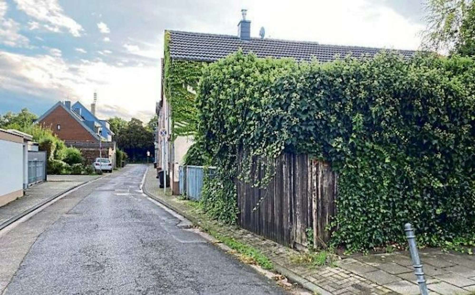 Eine Straße in Köln-Poll.