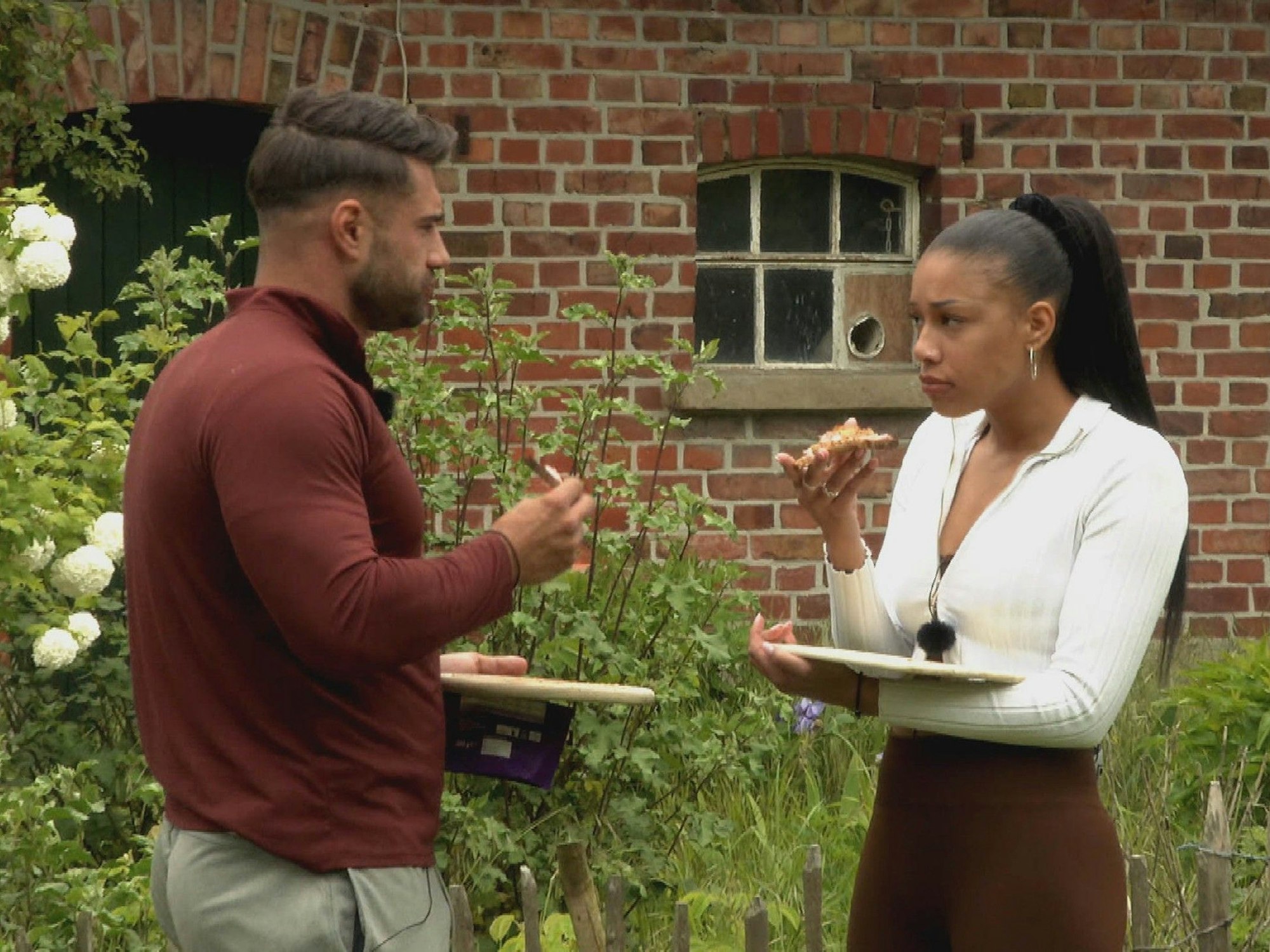 Aleksandar Petrovic und Vanessa Nwattu.