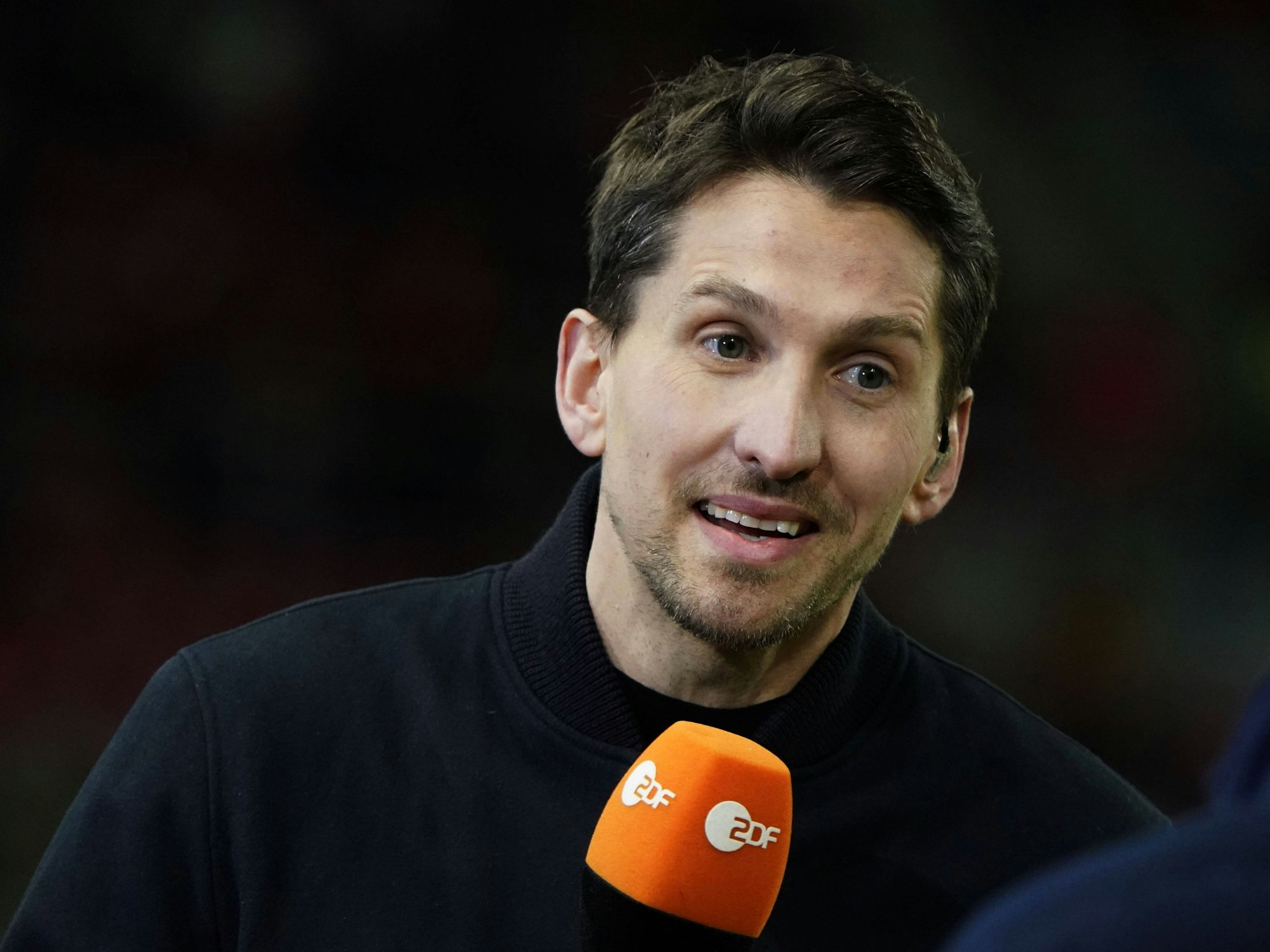 René Adler bei einer TV-Übertragung vom ZDF.