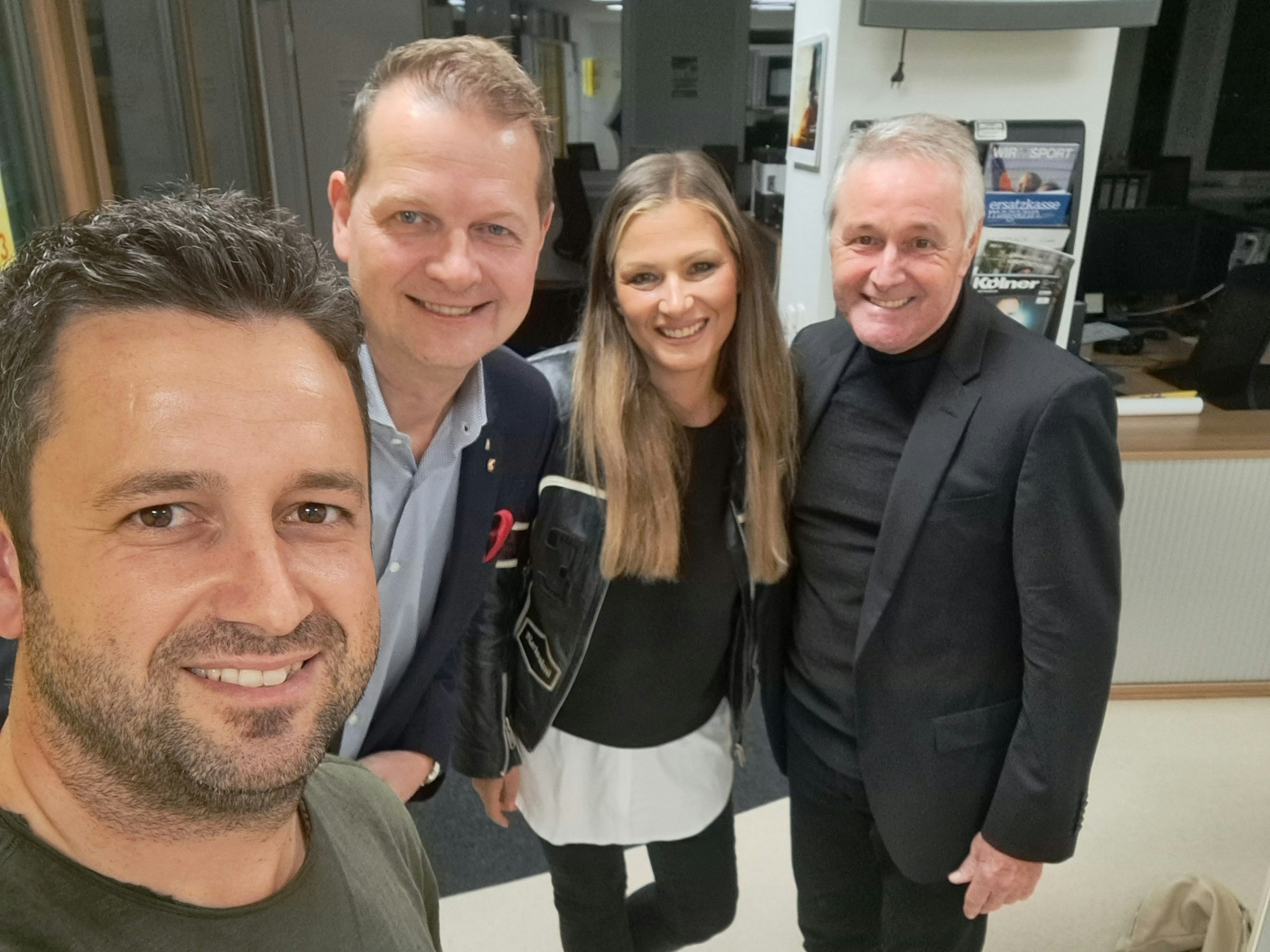 Auf dem Foto: Dominik Becker, Ex-Prinz Boris Müller, Ex-Bonna Nadine Klein und Ex-Prinz Christian Krath