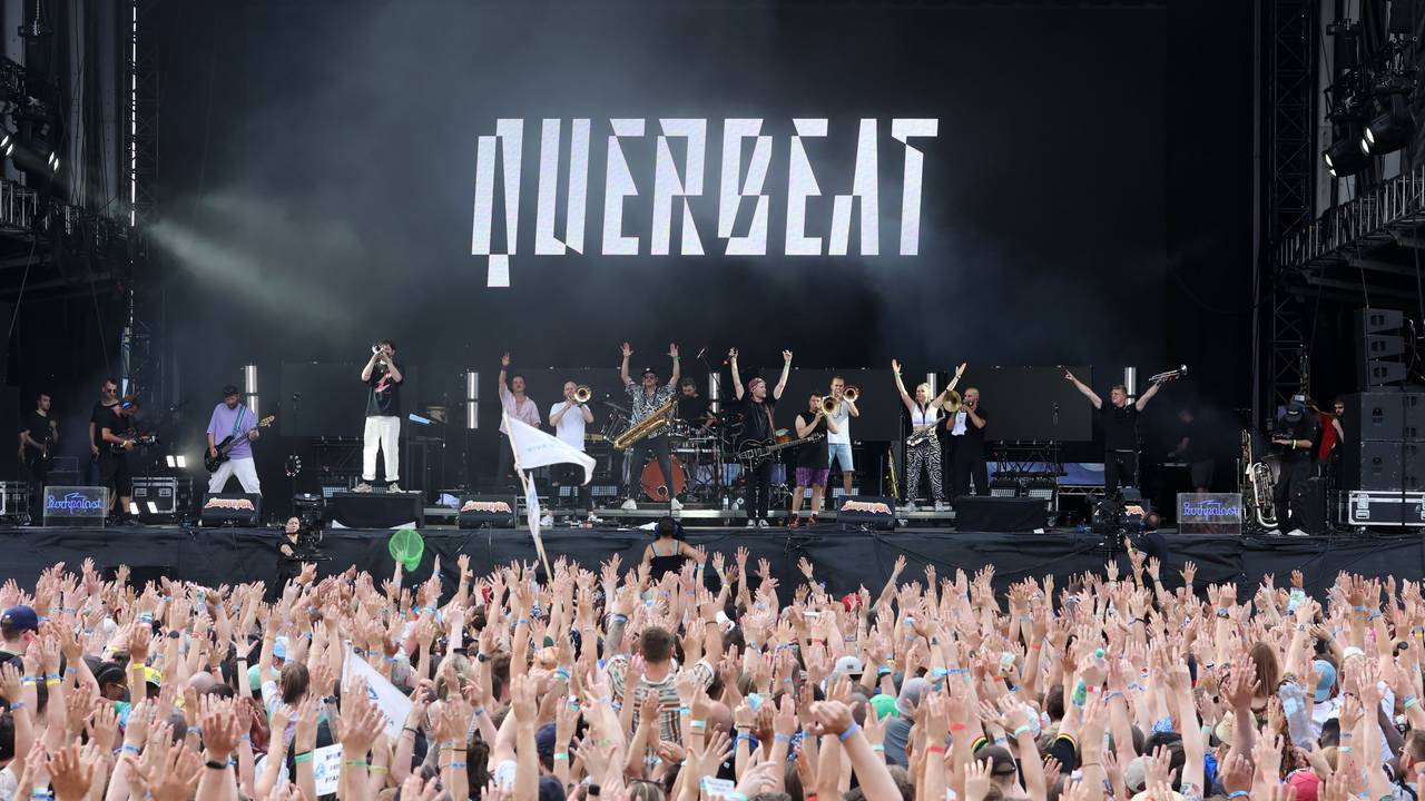 Querbeat
beim Auftritt auf der Bühne.