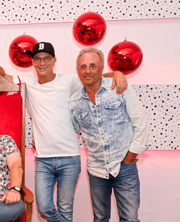 Jürgen Fritz, Tommy Engel,Peter Brings und Erry Stoklosa nebeneinander.