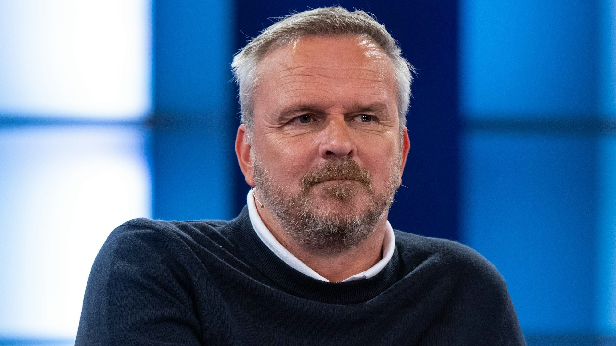 Didi Hamann im TV-Studio.