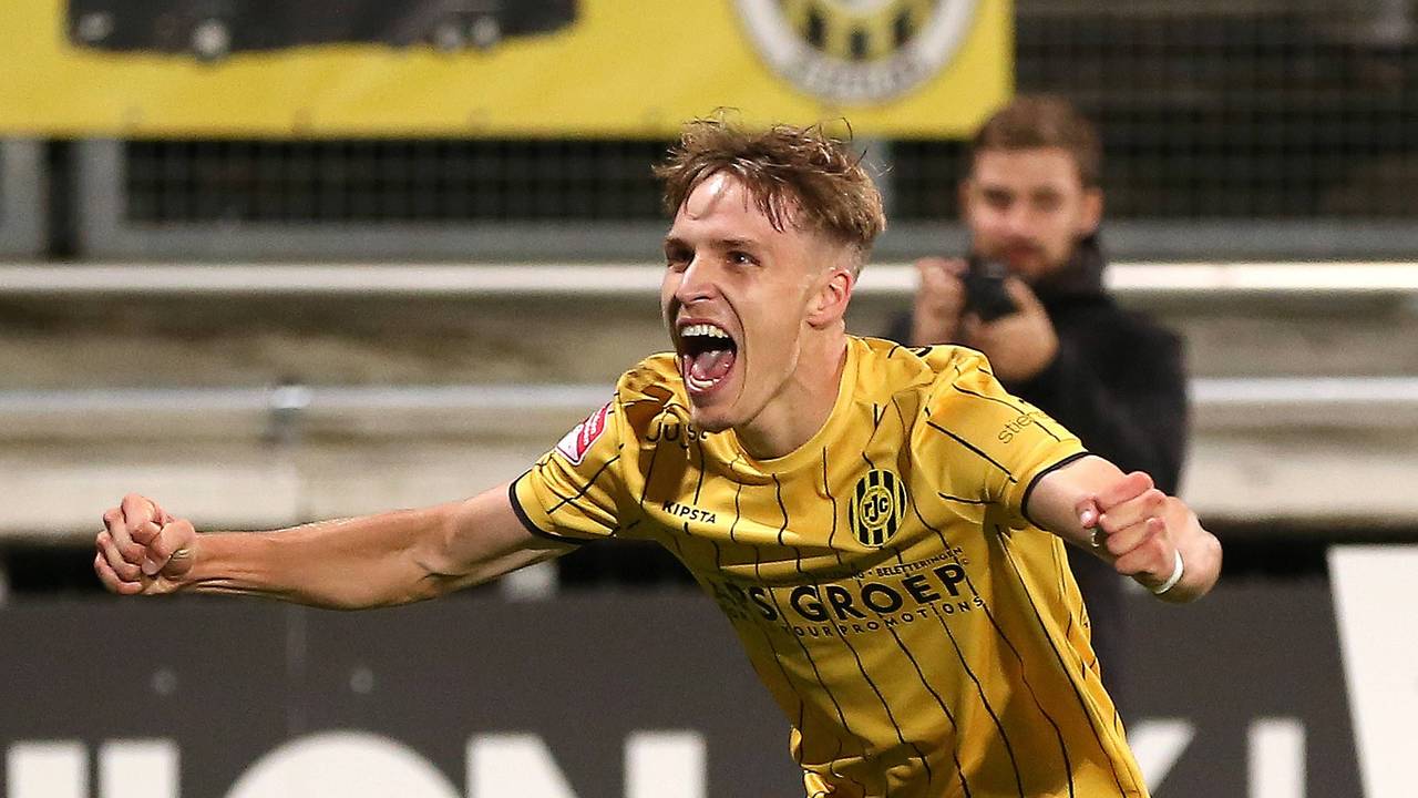 Maximilian Schmid jubelt im Kerkrade-Trikot.