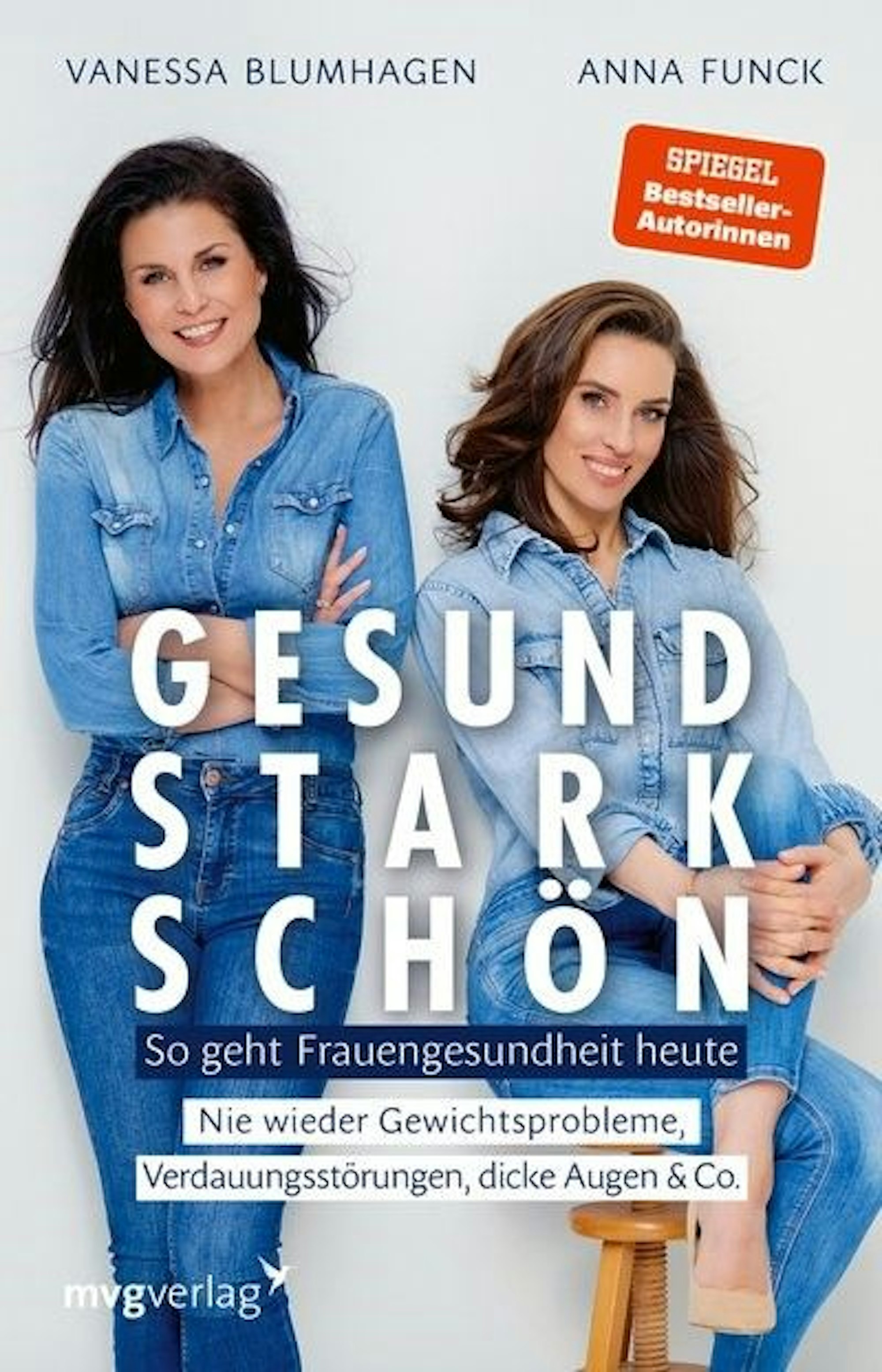 Vanessa Blumhagen und Anna Funck posieren auf einem Foto.