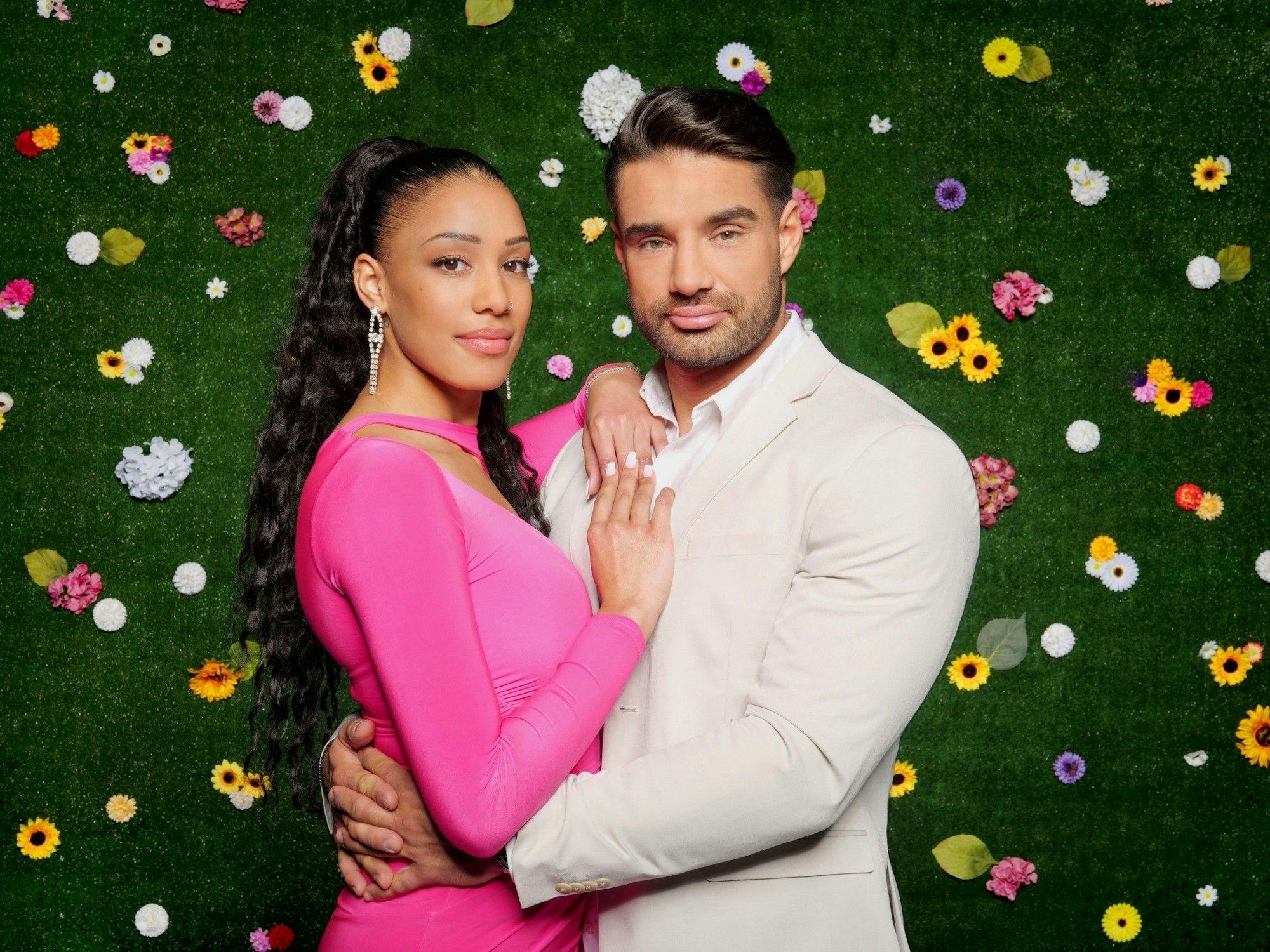 Aleksandar „Aleks“ Petrovic und Vanessa Nwattu