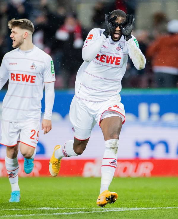 Anthony Modeste jubelt über seinen Treffer.