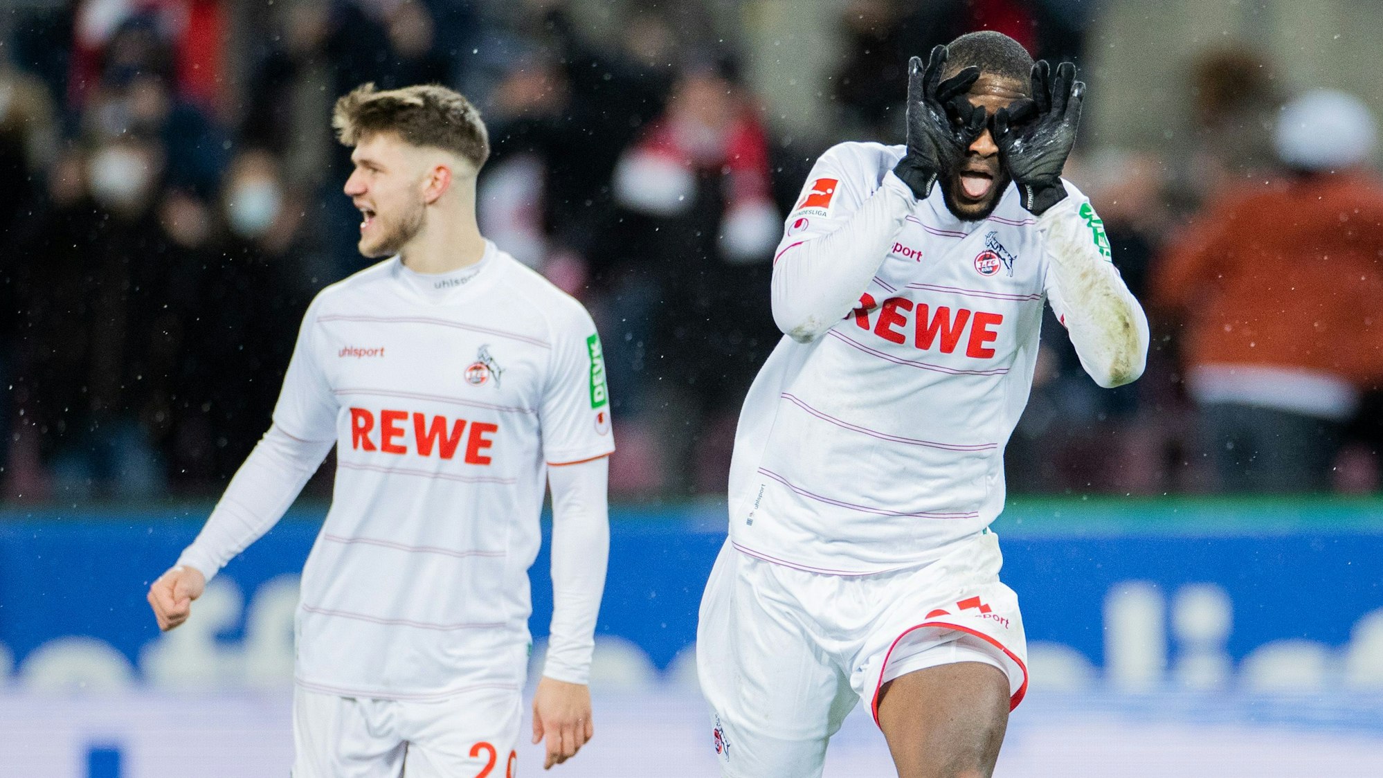 Anthony Modeste jubelt über seinen Treffer.