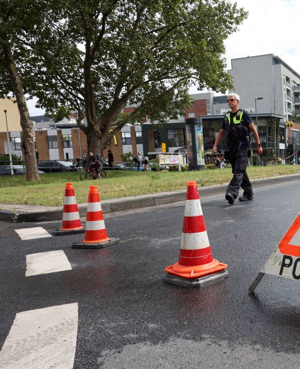 Eine Straßensperre bei einer Bombenentschärfung in Köln
