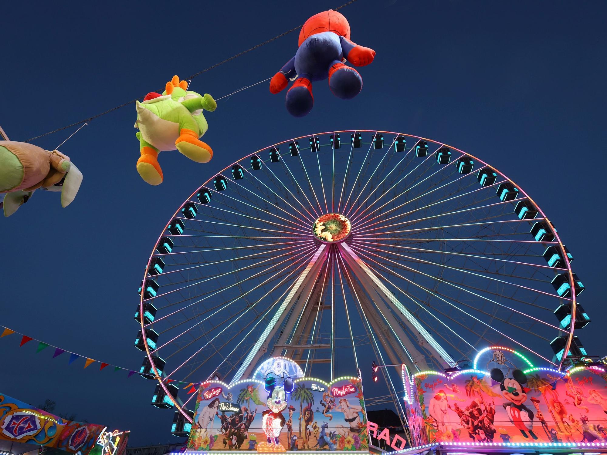Riesenrad der Deutzer Kirmes im Herbst 2022