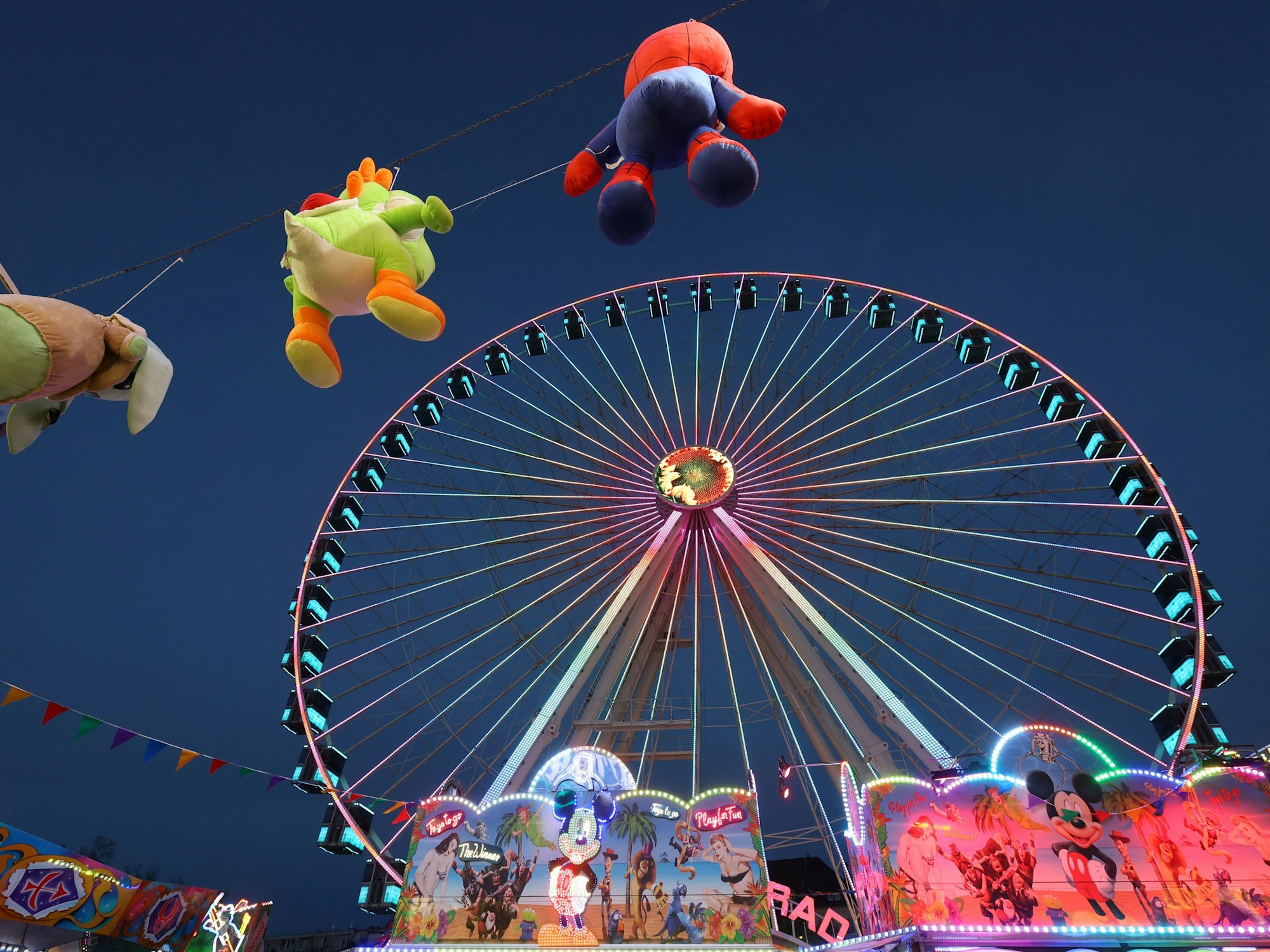 Riesenrad der Deutzer Kirmes im Herbst 2022