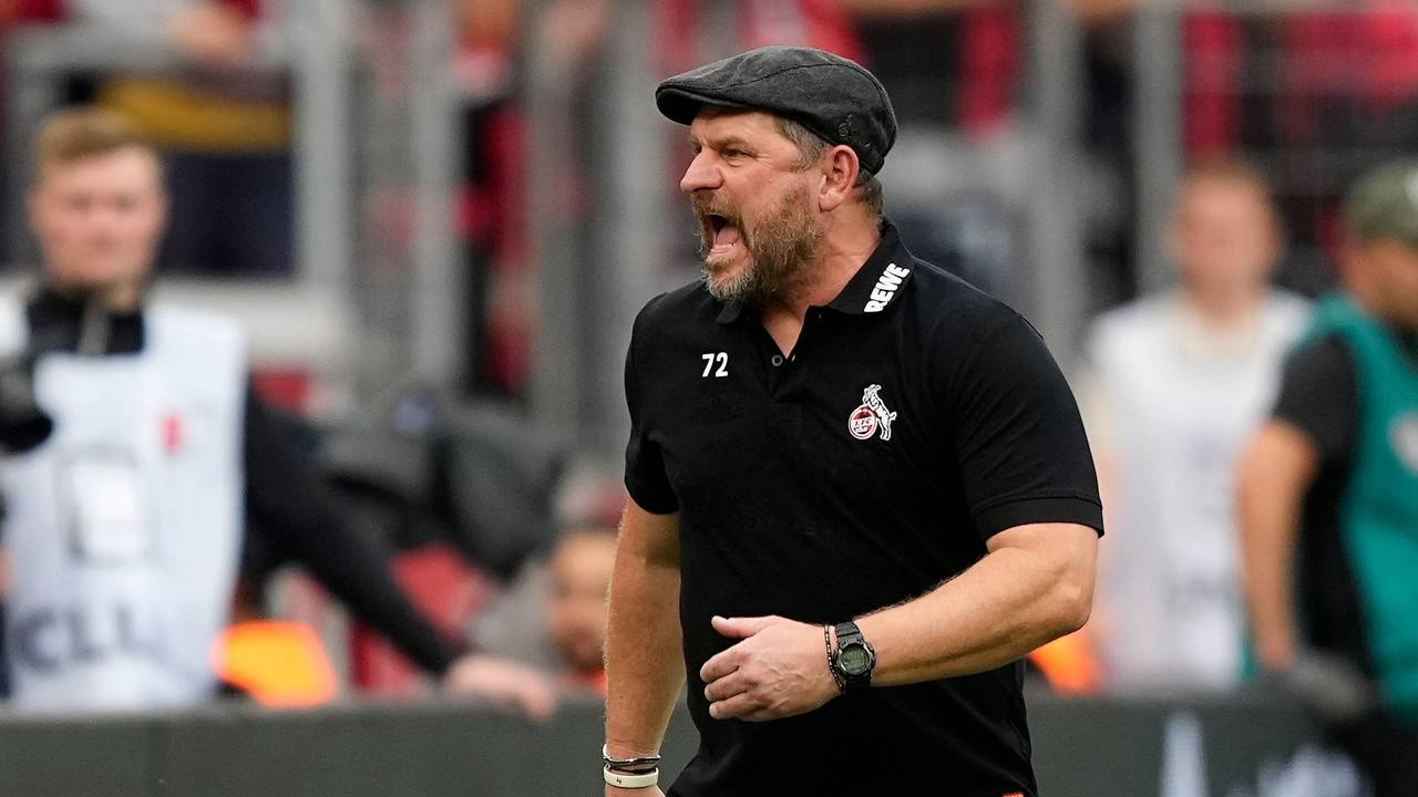 Steffen Baumgart brüllt.
