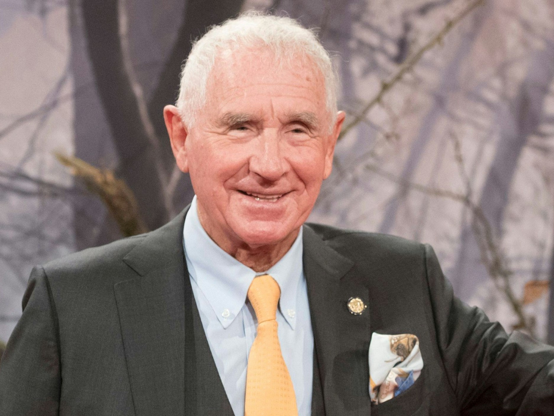 Frédéric Prinz von Anhalt von Anhalt lächelt.