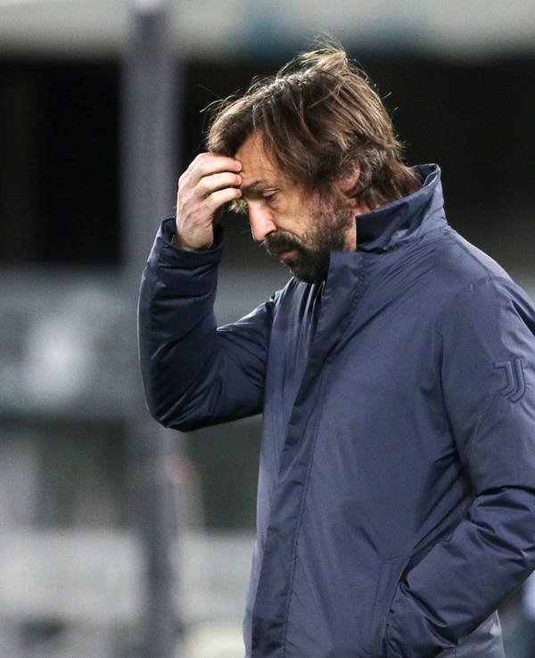Andrea Pirlo, Trainer von Juventus Turin, vor Spielbeginn.