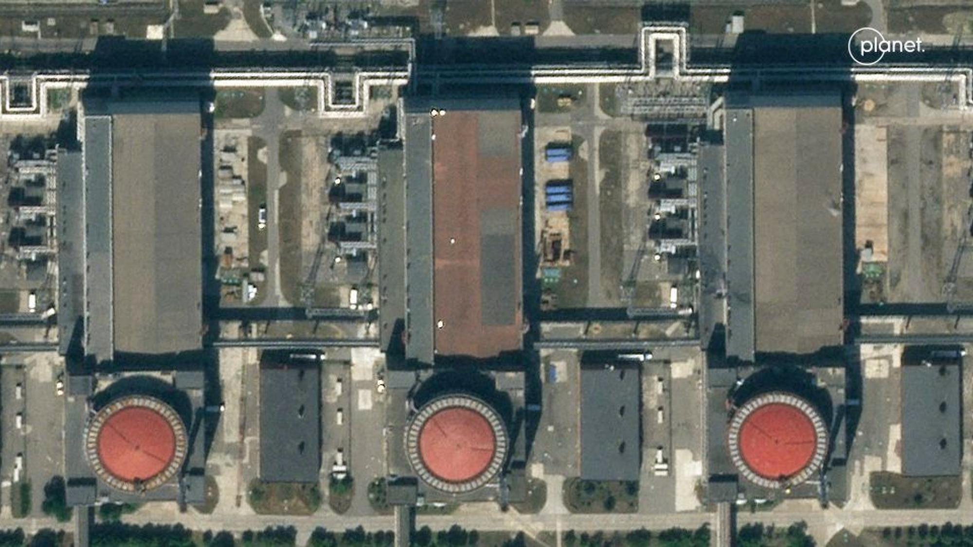 Dieses von Planet Labs PBC zur Verfügung gestellte Foto zeigt das Kernkraftwerk Saporischschja aus der Vogelperspektive.