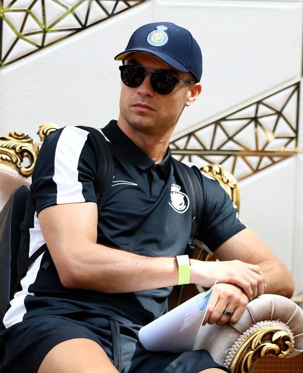 Auf diesem vom FC Persepolis veröffentlichten Foto sitzt Cristiano Ronaldo am Imam-Khomeini-Flughafen.