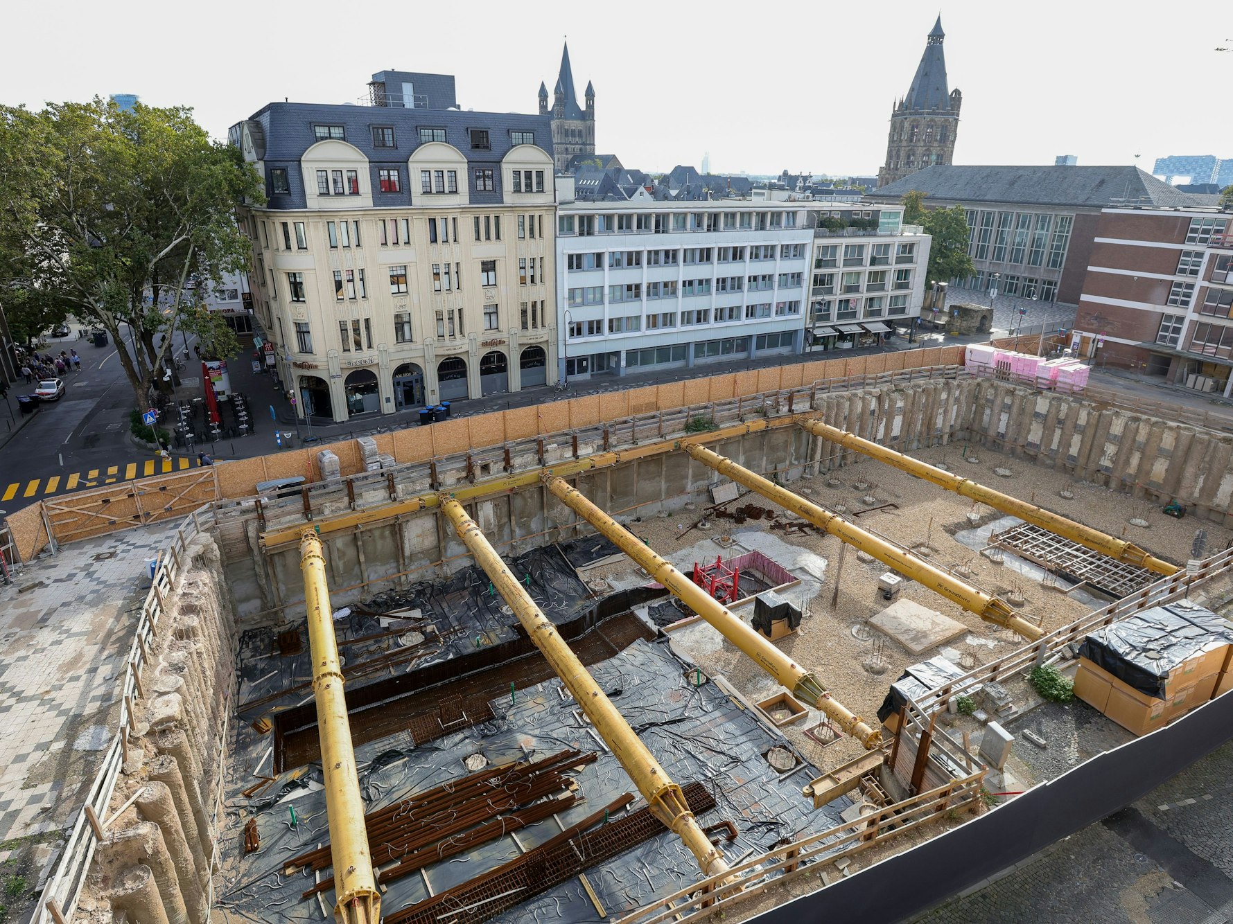 Auf der Baustelle des Laurenz-Carrés ruhen die Arbeiten.