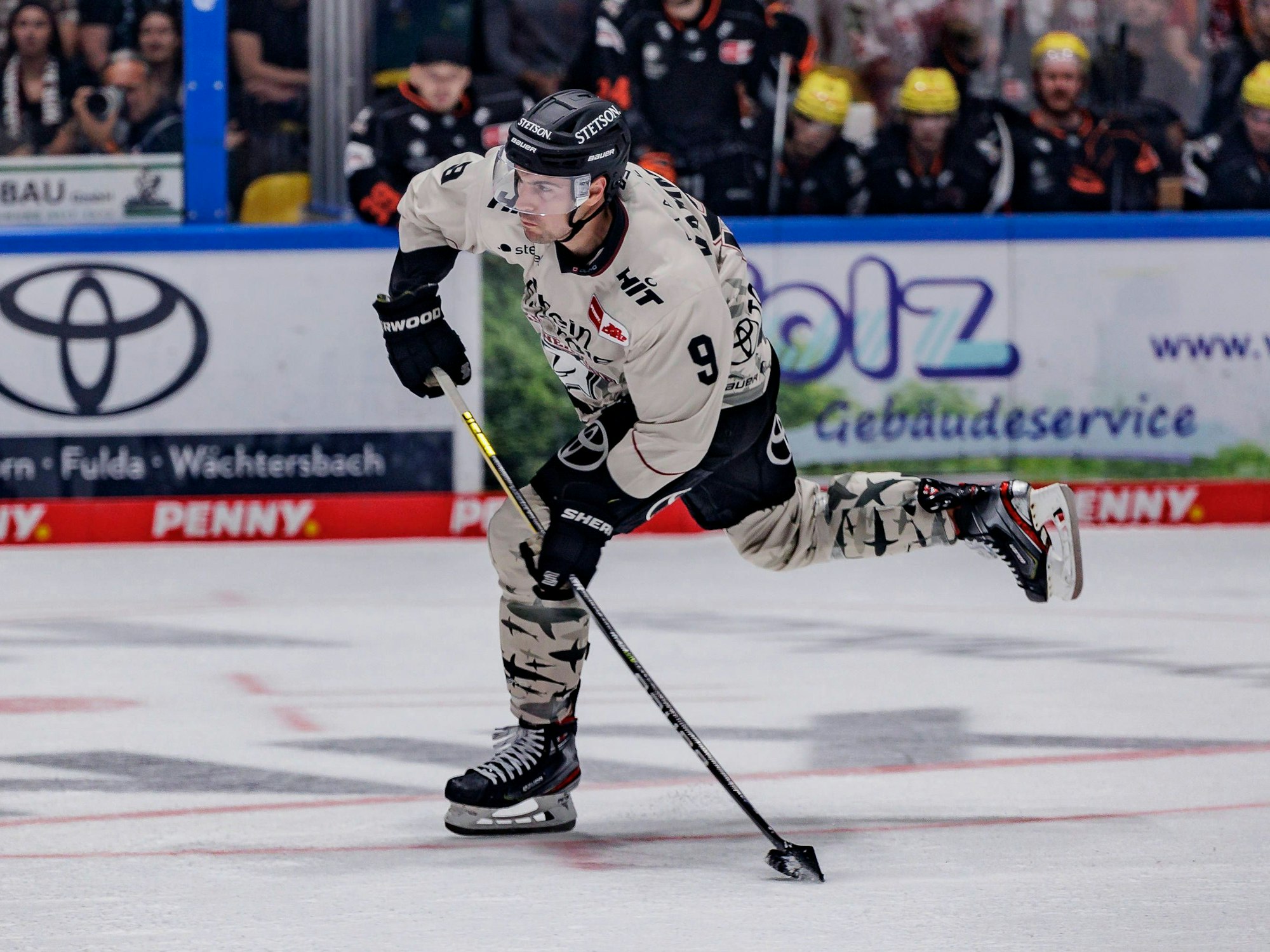 Maxi Kammerer zieht ab.