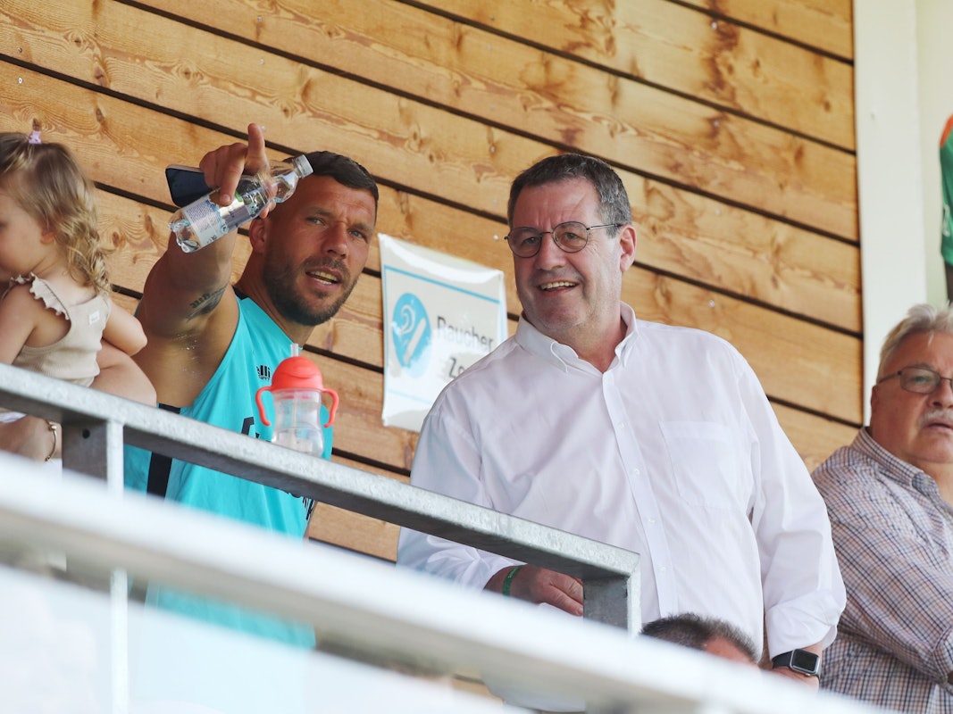 1. FC Köln, Trainingslager in Maria Alm, von links: Lukas Podolski (Zabrze), Werner Wolf (1. FC Köln).