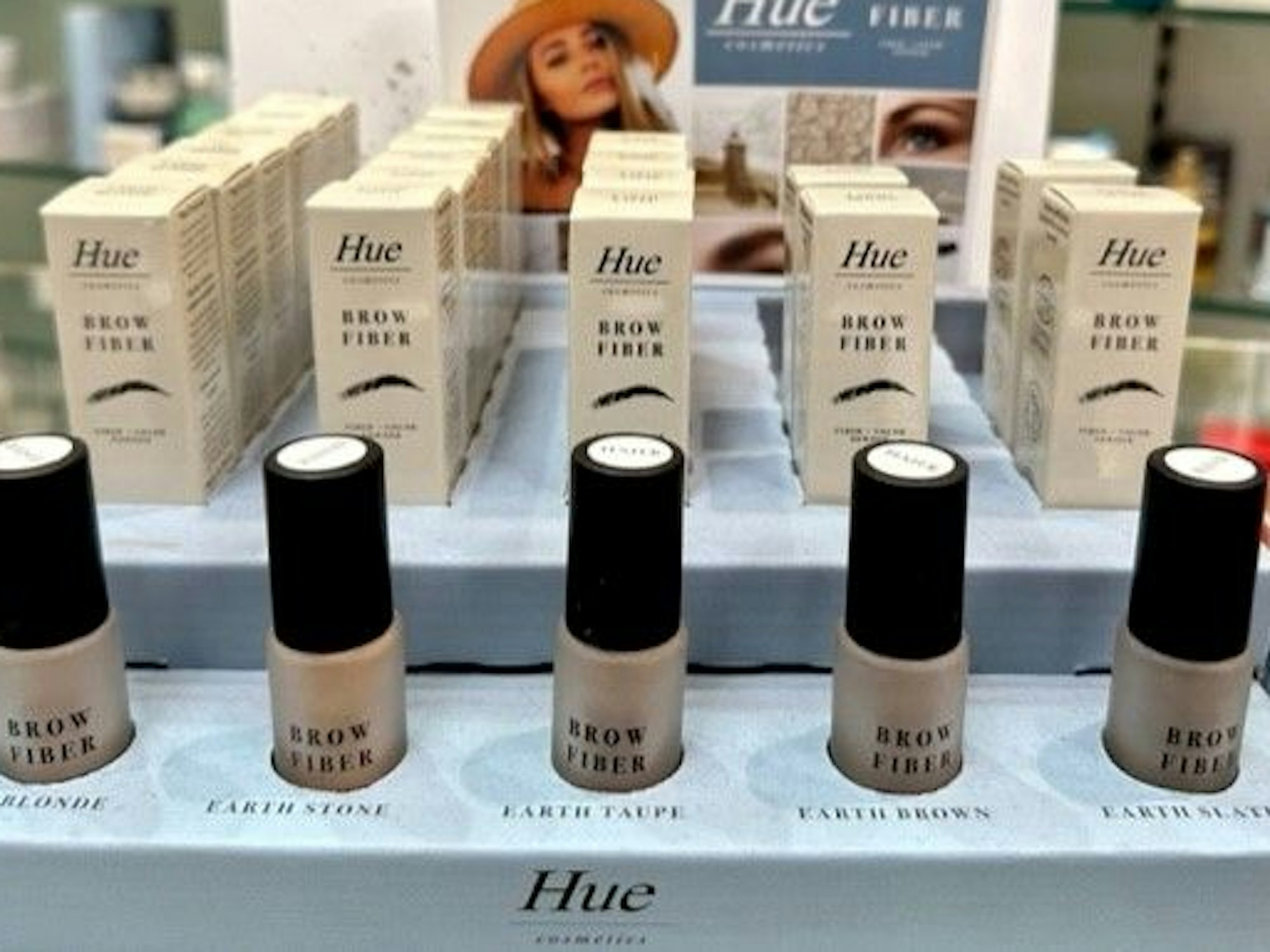 Brauenpuder von Hue für 26 Euro