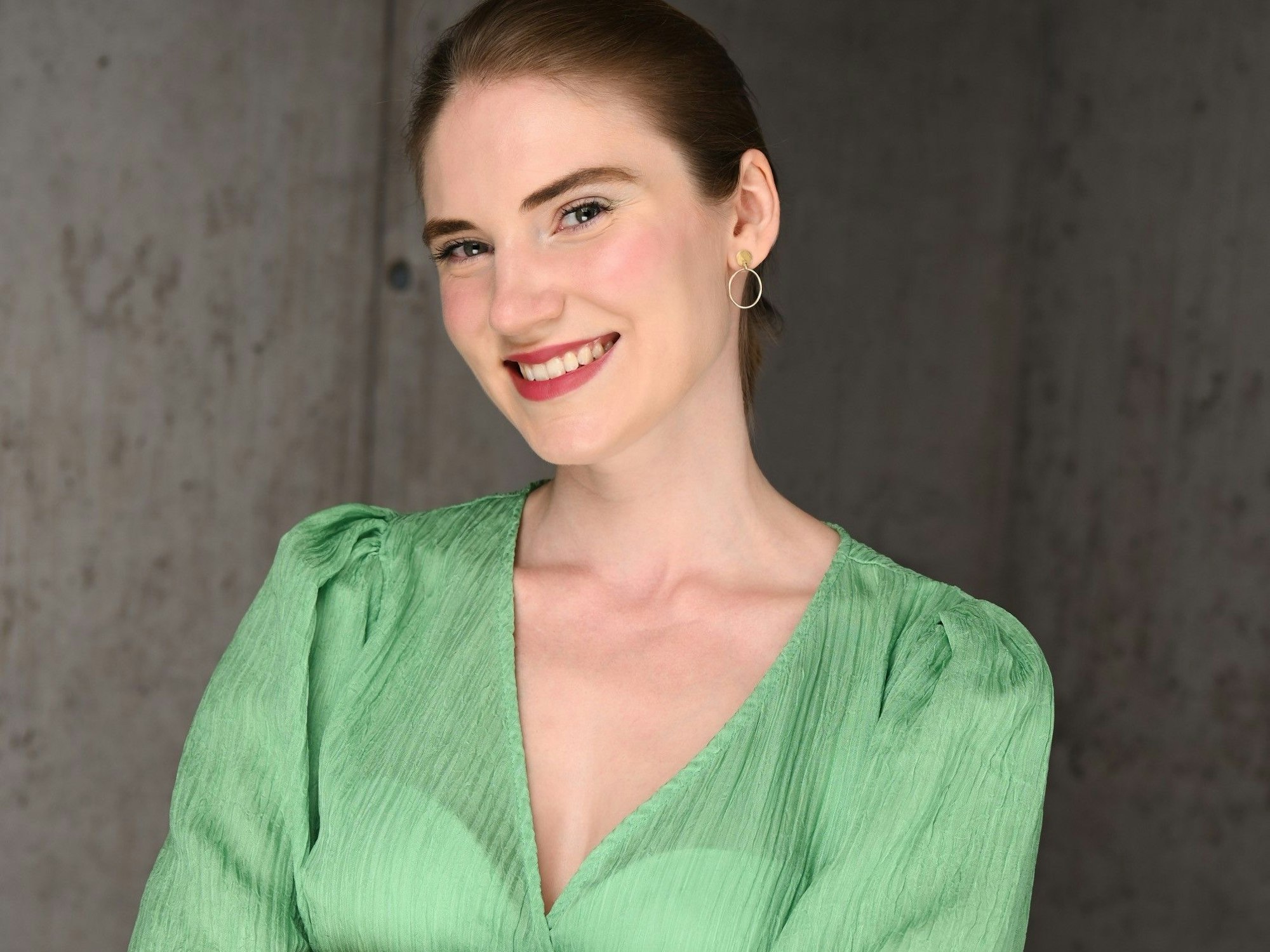 Céleste Kleinjans, Gründerin der Mental-Health-App Mindzeit und unter den Top 20 bei Miss Germany 2023 / 2024