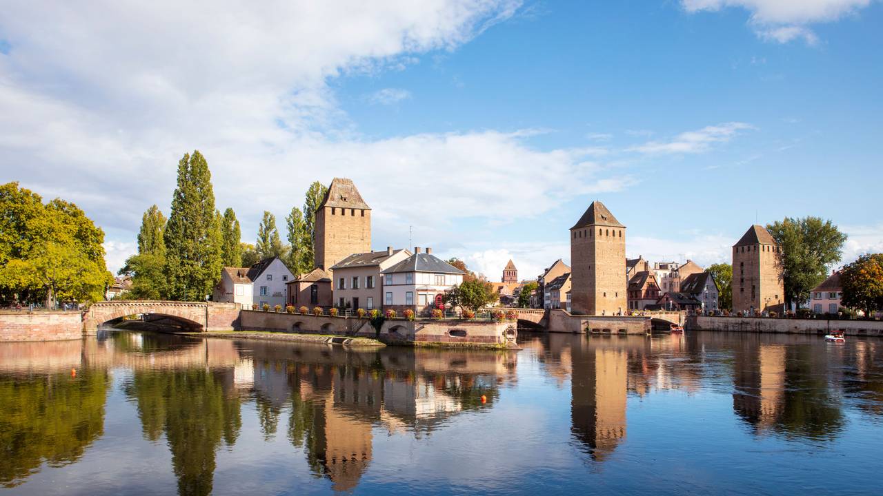Barrage Vauban in Straßburg: Die Schleusenbrücke ist bei wunderschönem Wetter auf diesem undatierten Foto zu sehen.