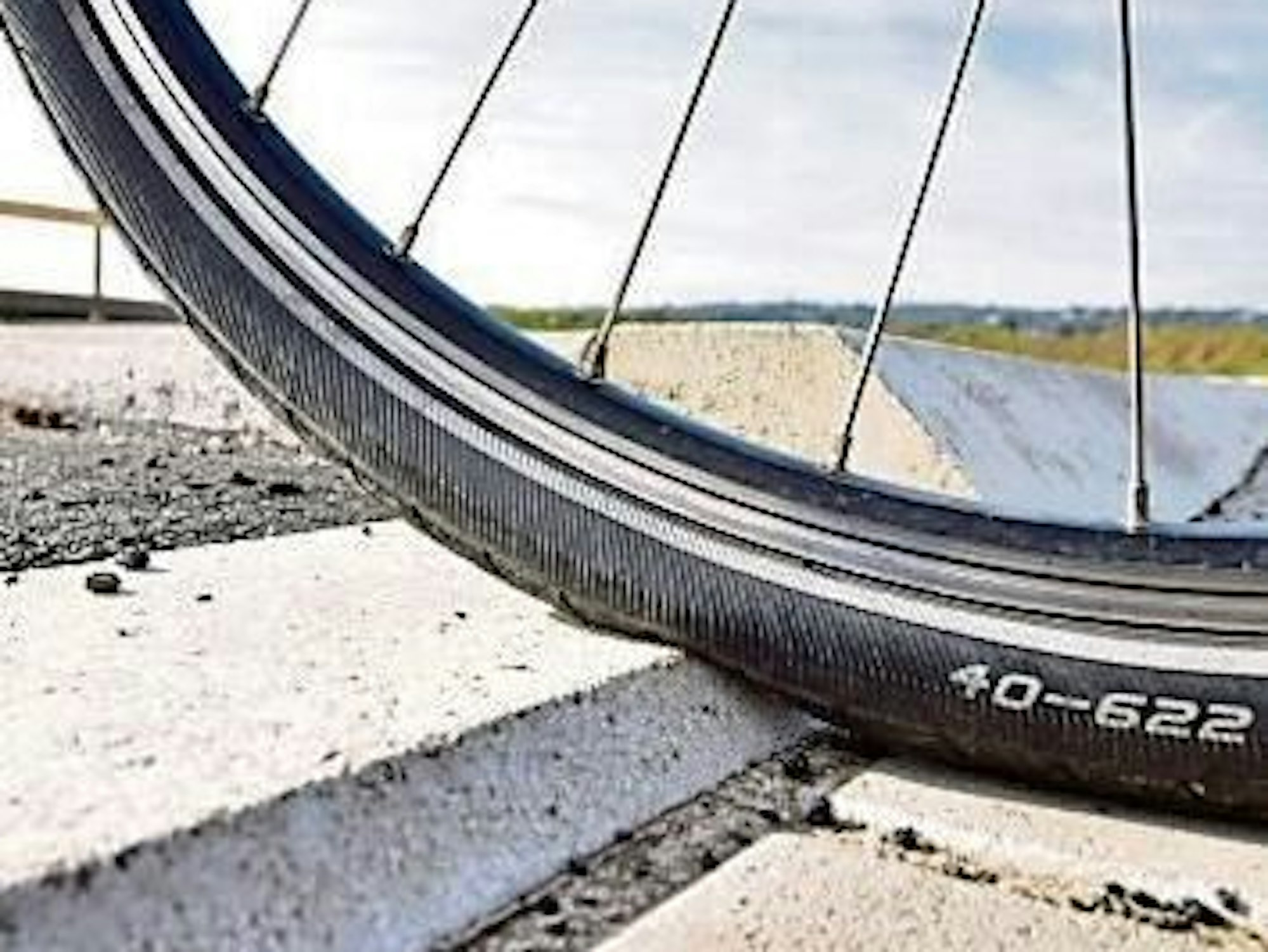 Übergänge auf den Straßen in Köln-Meschenich