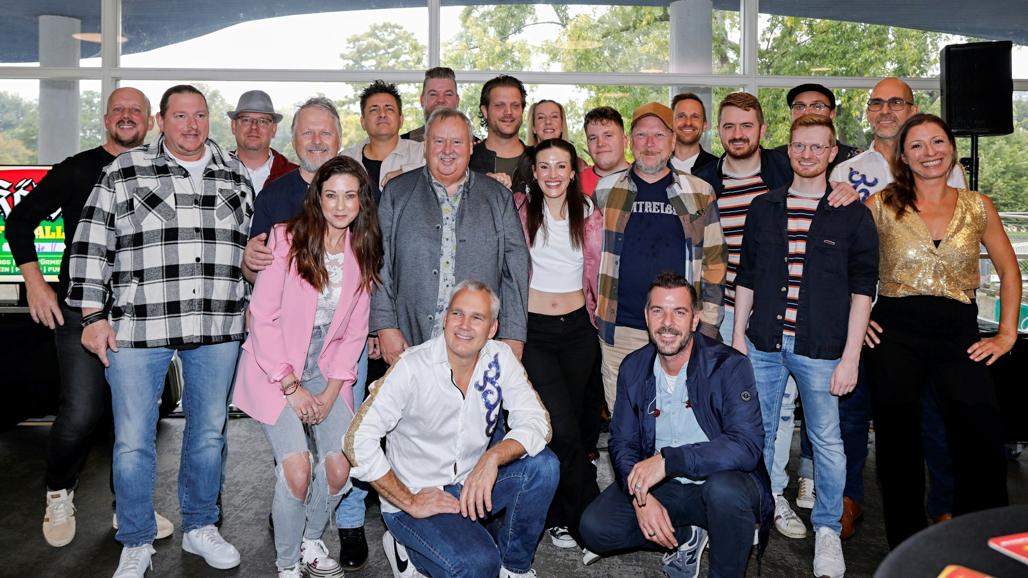 Gruppenbild der Künstler vom Sampler.