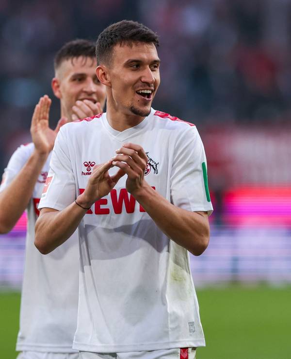 Eric Martel und Dejan Ljubicic freuen sich.