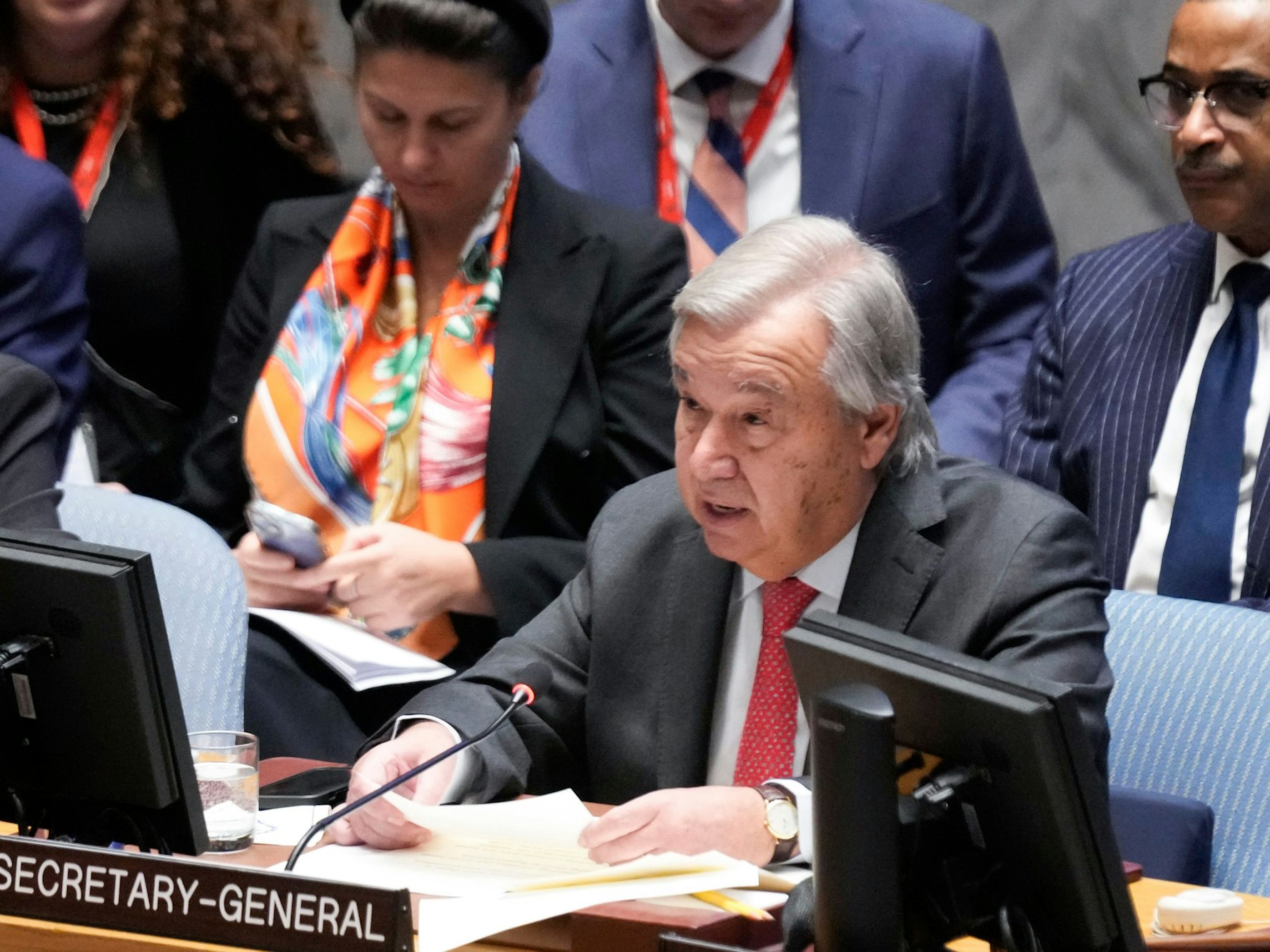 Der Generalsekretär der Vereinten Nationen, Antonio Guterres, spricht während einer Sitzung des Sicherheitsrates im Hauptquartier der Vereinten Nationen, Dienstag, 24. Oktober 2023.