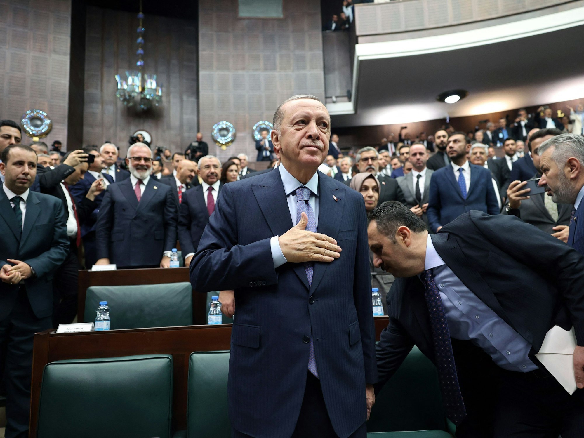 Der türkische Präsident Recep Tayyip Erdogan nimmt am 25. Oktober an einer Fraktionssitzung der AKP in Ankara teil.