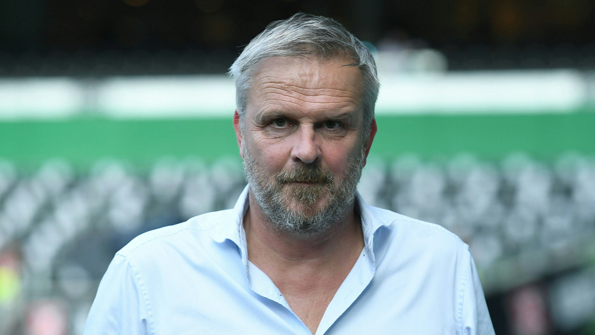 TV-Experte Didi Hamann im Bremer Weserstadion.