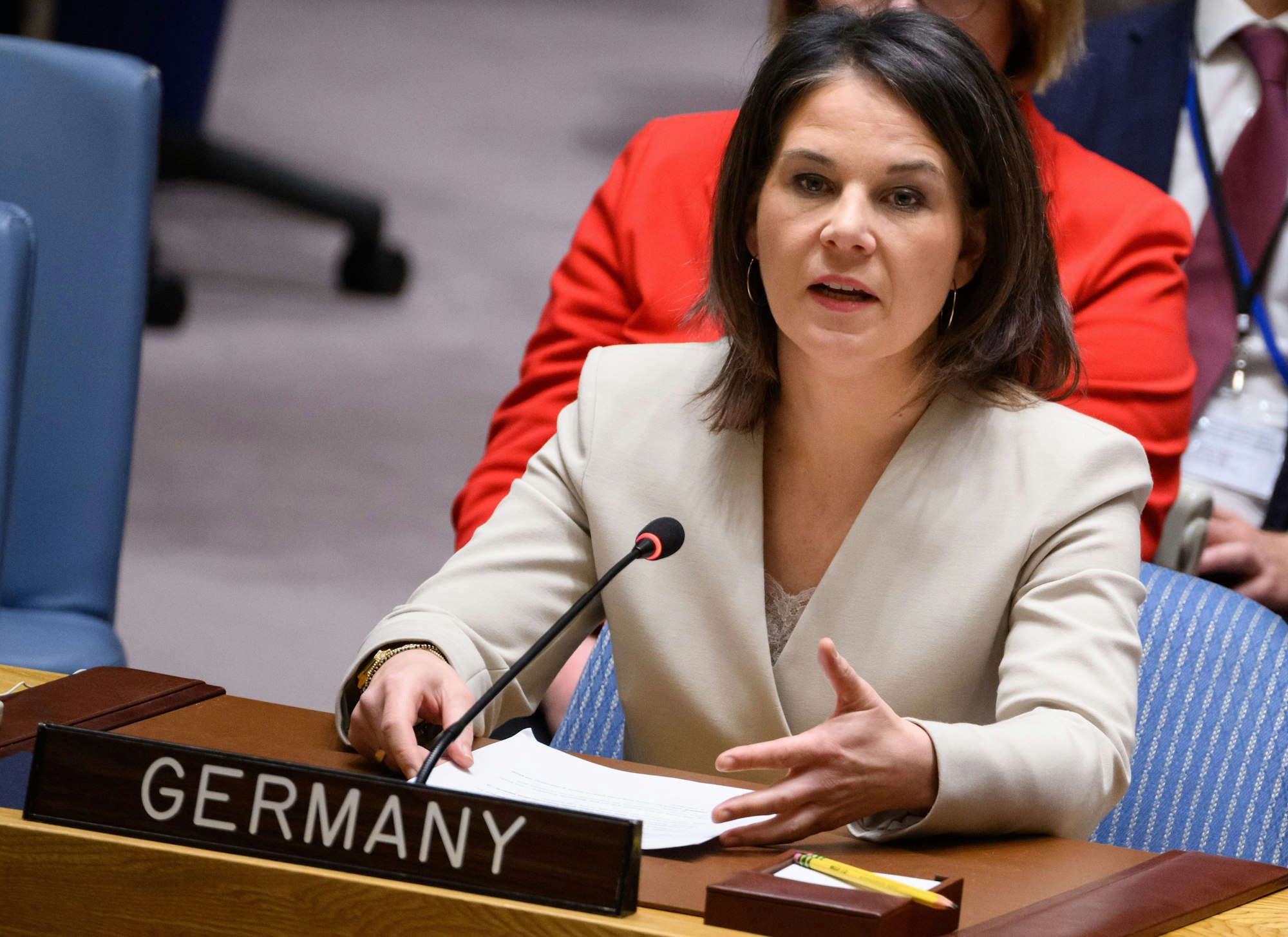 USA, New York: Annalena Baerbock (Bündnis 90/Die Grünen), Außenministerin, spricht bei der Sondersitzung des Sicherheitsrates der Vereinten Nationen (UN).