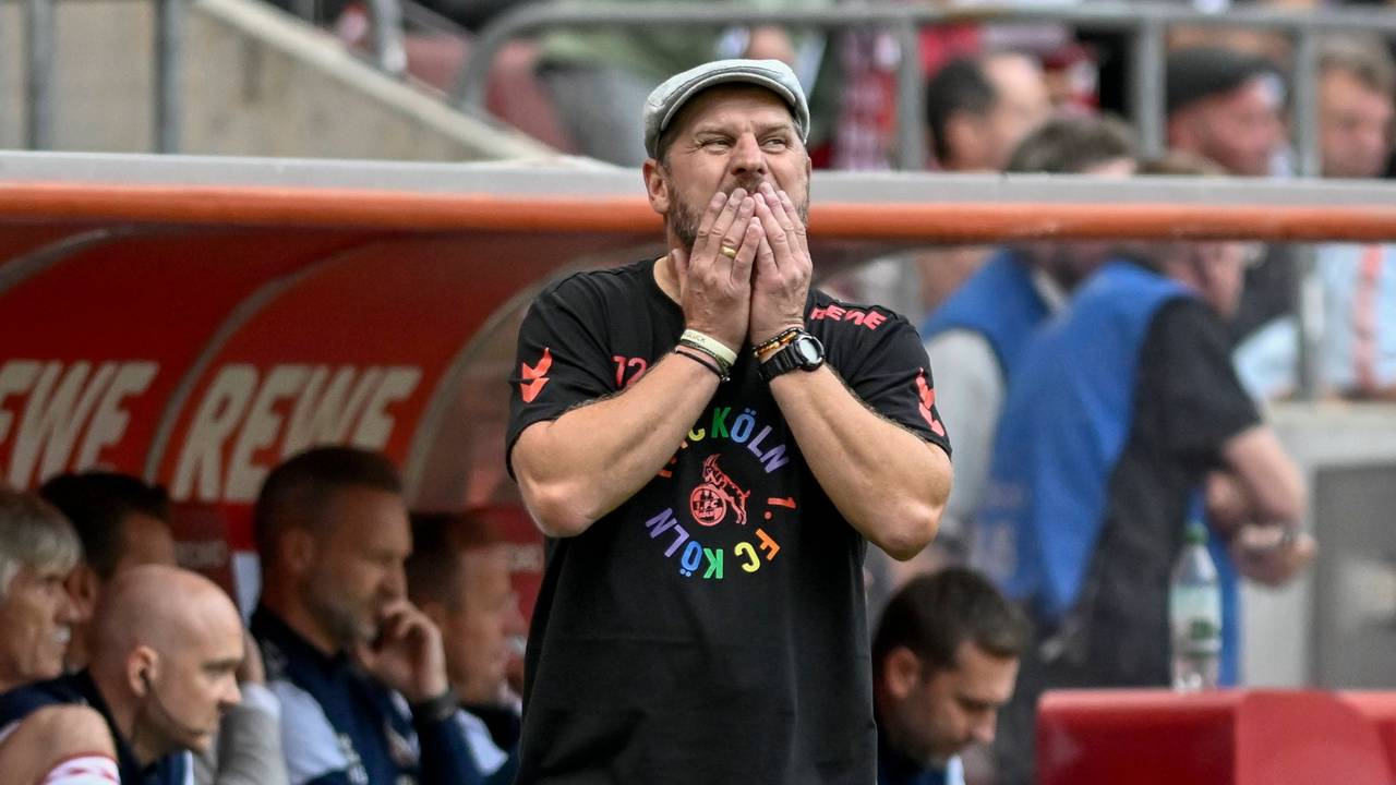 FC-Trainer Steffen Baumgart während der Partie gegen den VfB Stuttgart am 30. September 2023.