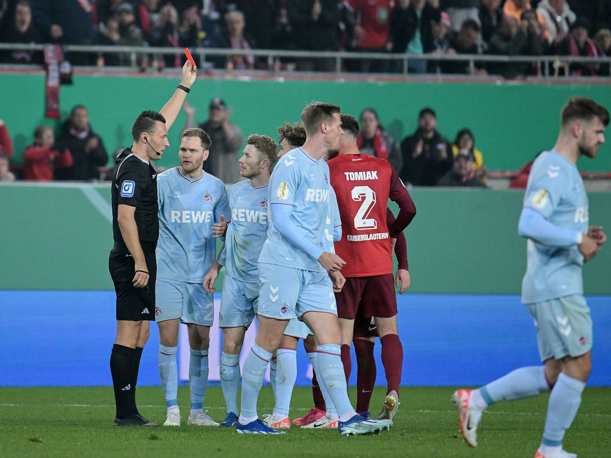 Platzverweis für Florian Kainz.