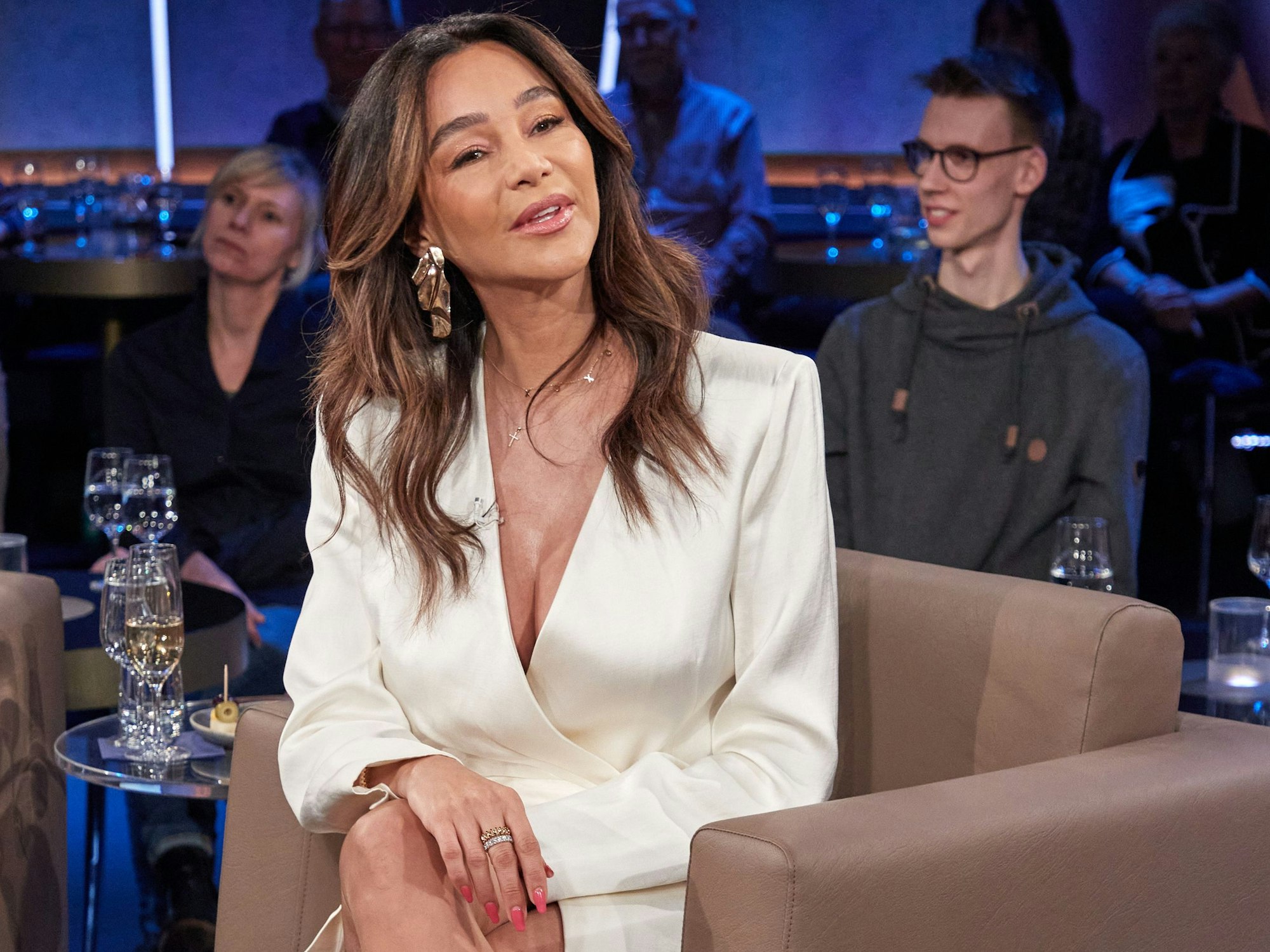 Verona Pooth, Moderatorin und Unternehmerin, vor der Aufzeichnung der "NDR Talk Show".