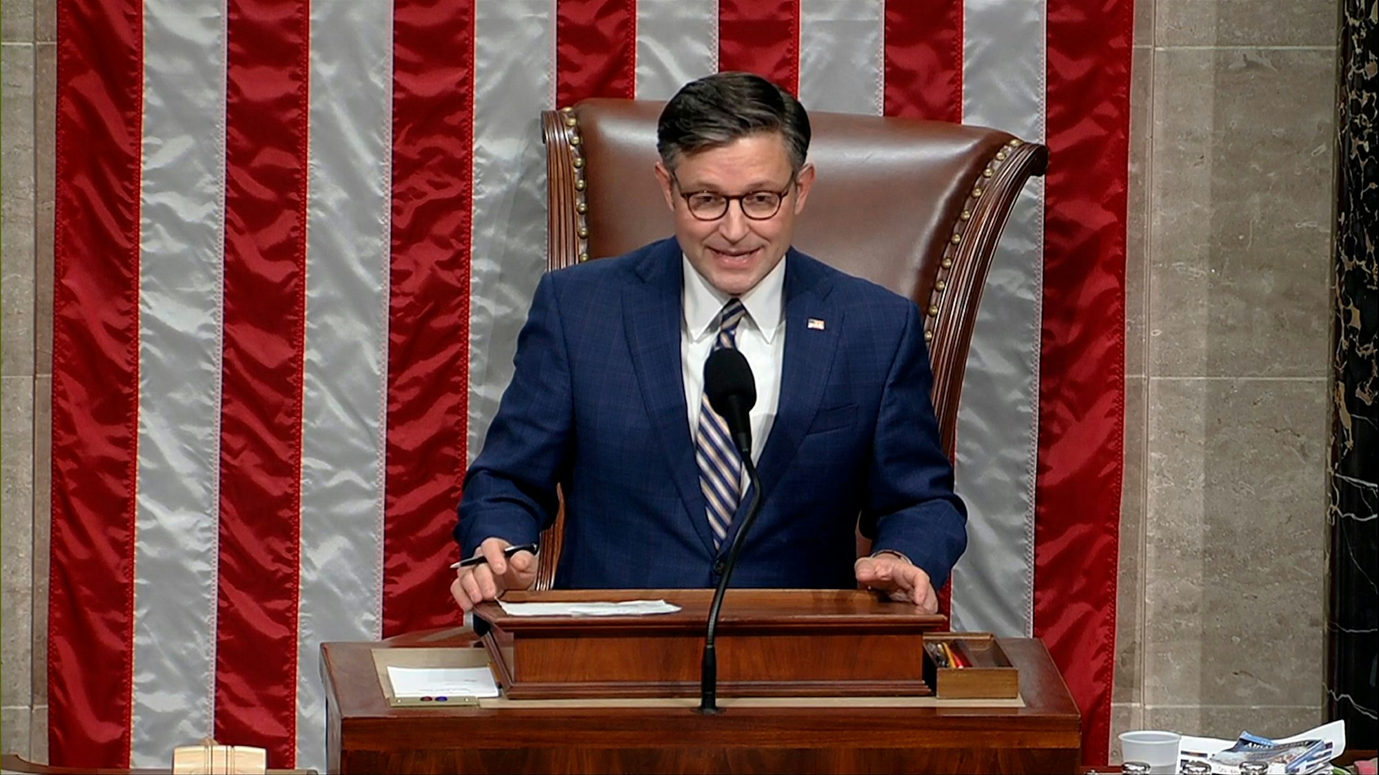 Der Republikaner Mike Johnson ist neuer Kongresskammer-Chef (hier am 7. November). Nun ist ein verstörendes Video von ihm aufgetaucht.