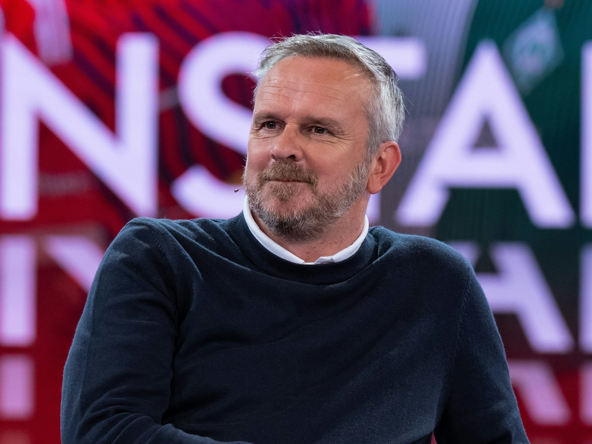 Didi Hamann, Sky Experte, nimmt in einem TV-Studio an einer Presseveranstaltung teil.